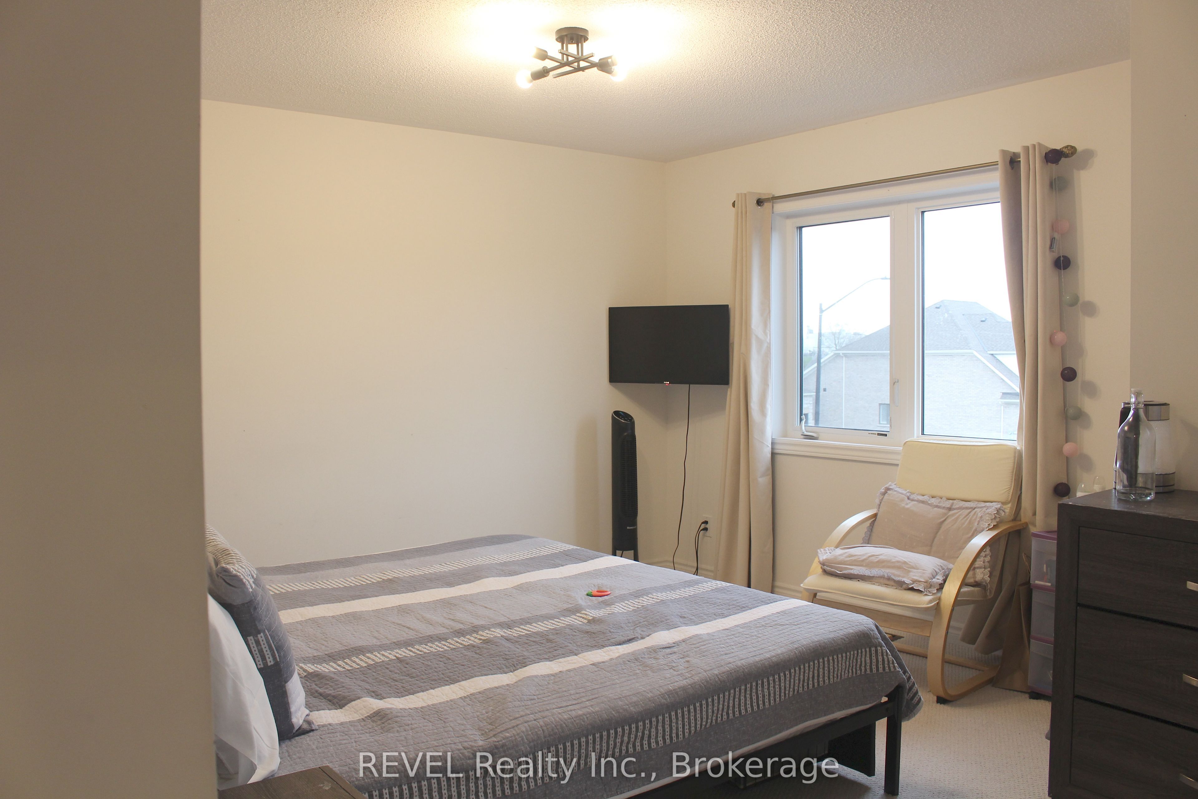58 Oriole Crescent Property Photo 34