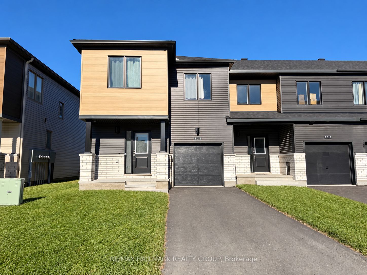 521 Galanthus Walk Property Photo 1