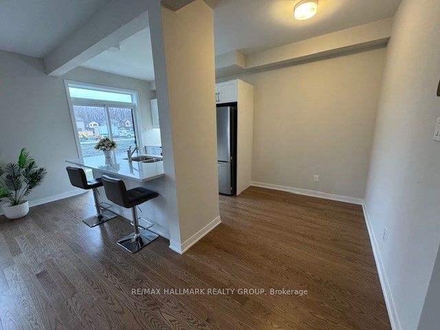 521 Galanthus Walk Property Photo 9