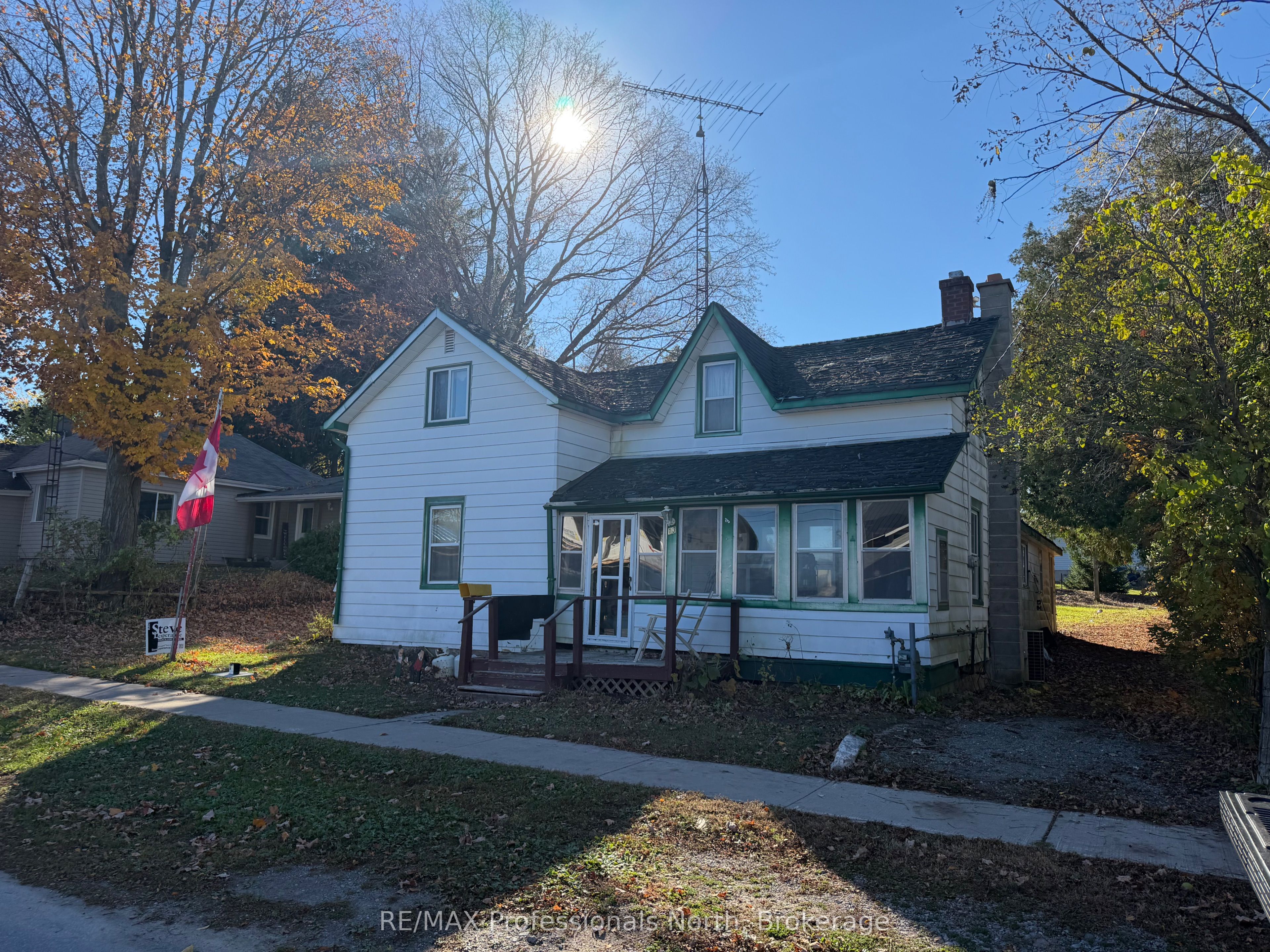 13 Amelia Street W Property Photo 1