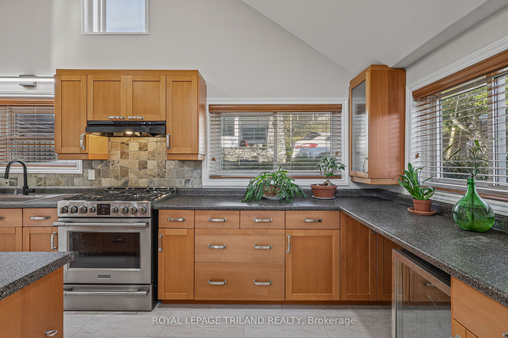 3137 Hale Street Property Photo 5