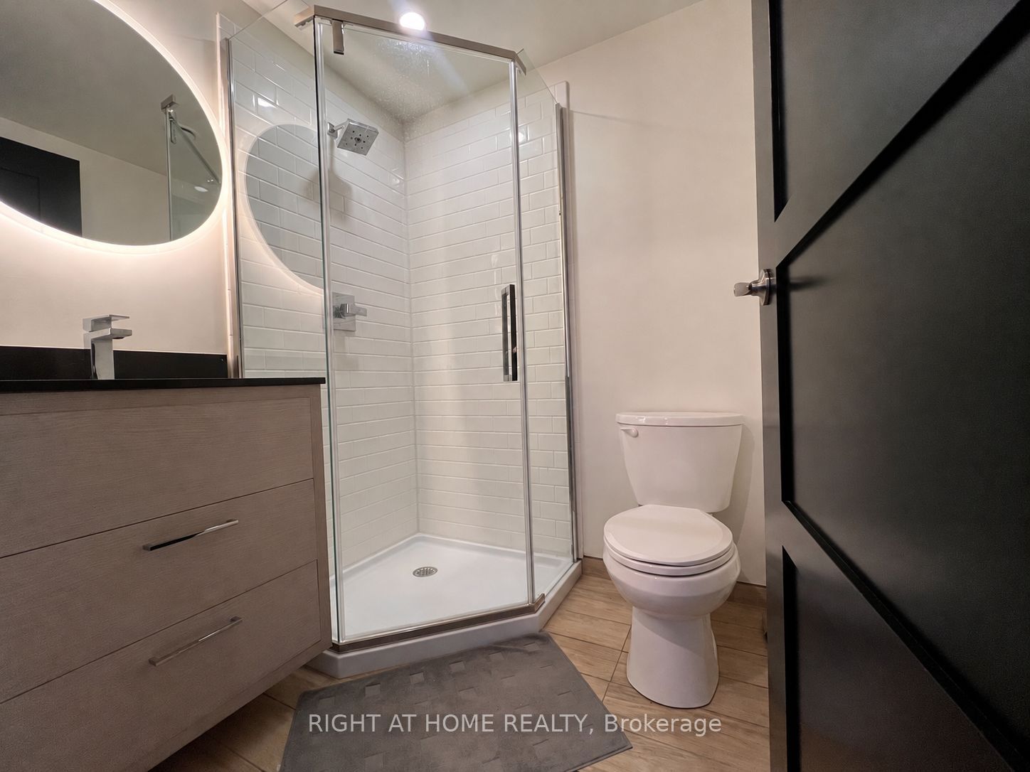 145 W Columbia Street W S- 2225 Property Photo 14