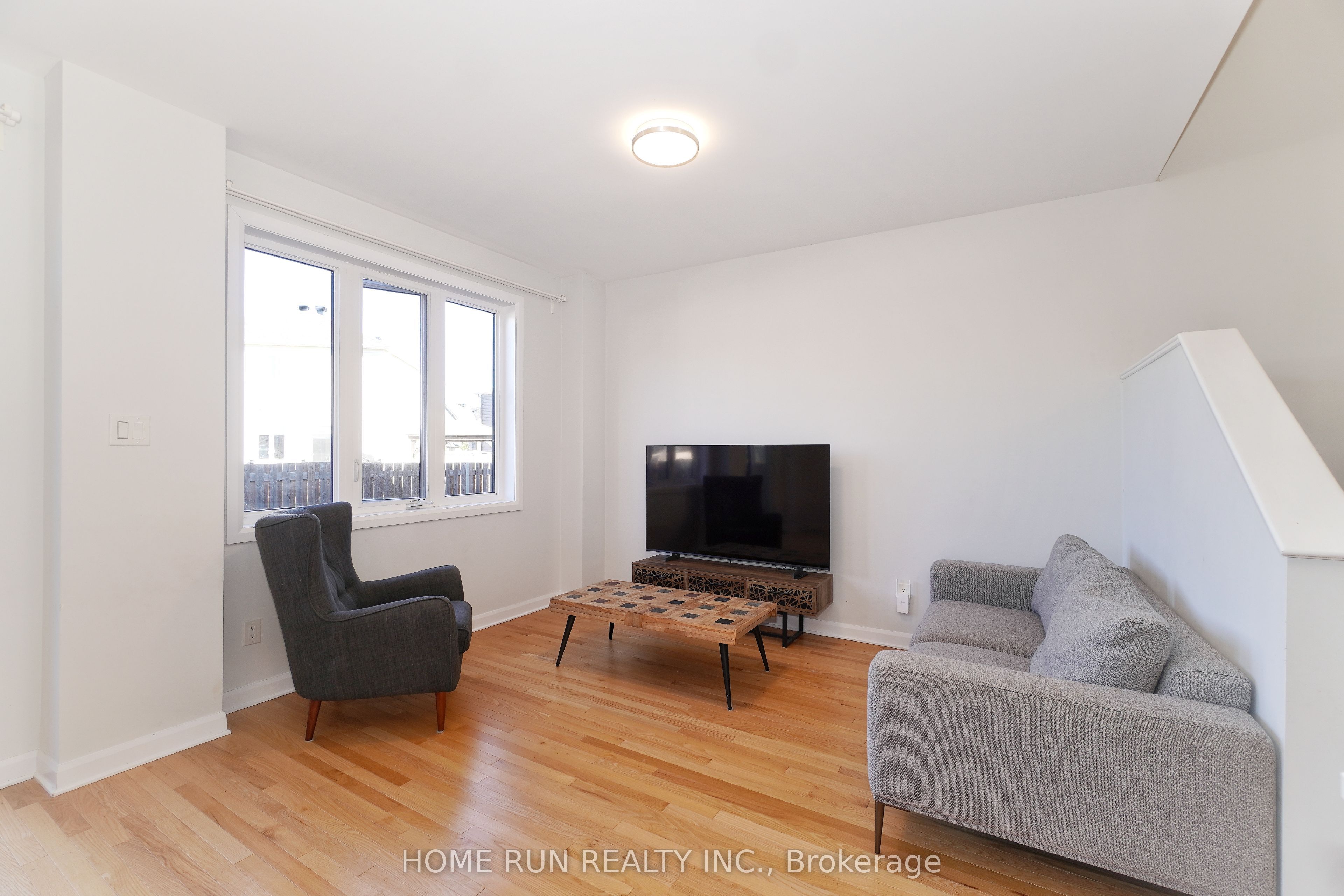 211 Clonrush Way Property Photo 15