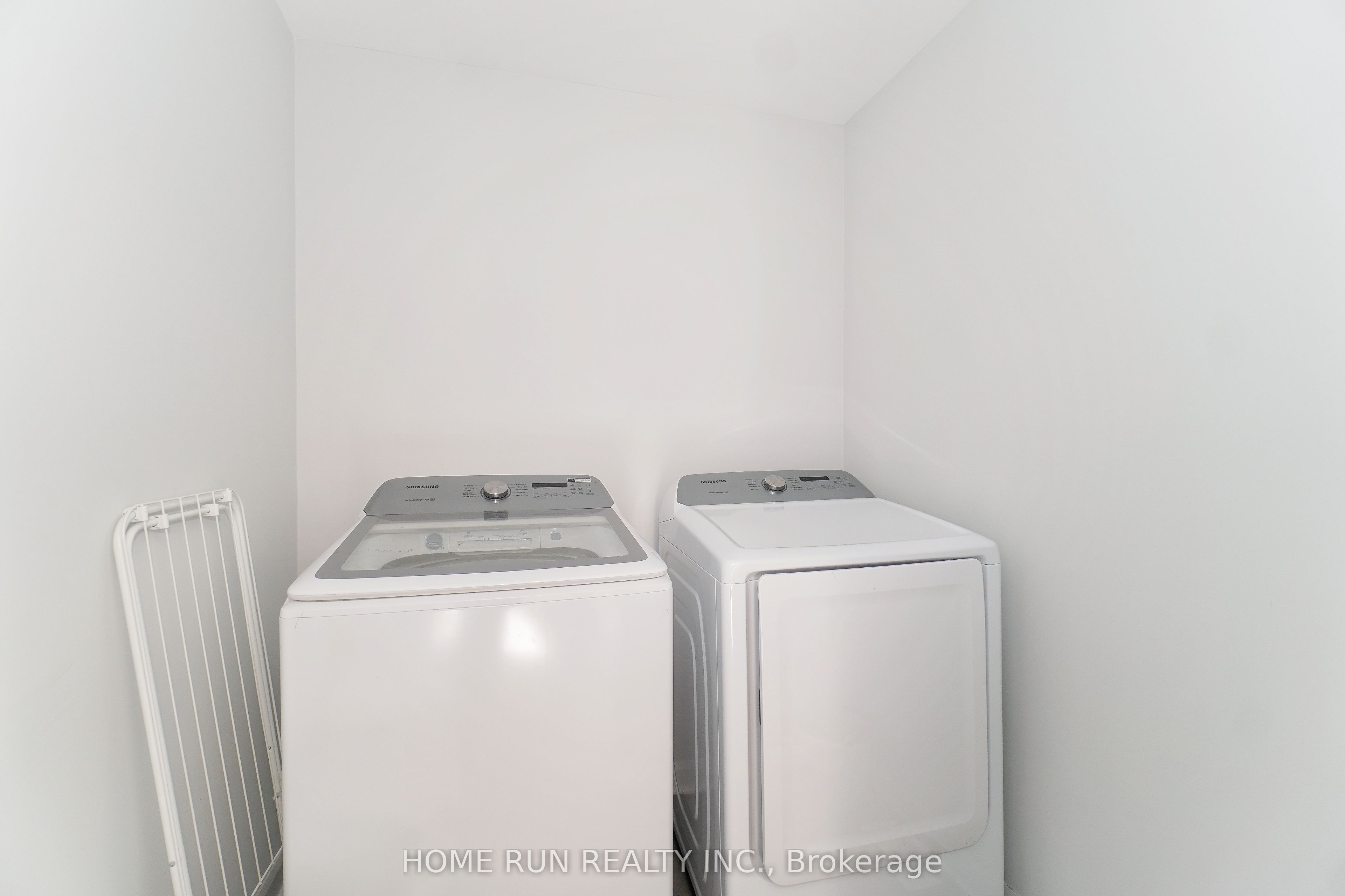 211 Clonrush Way Property Photo 24