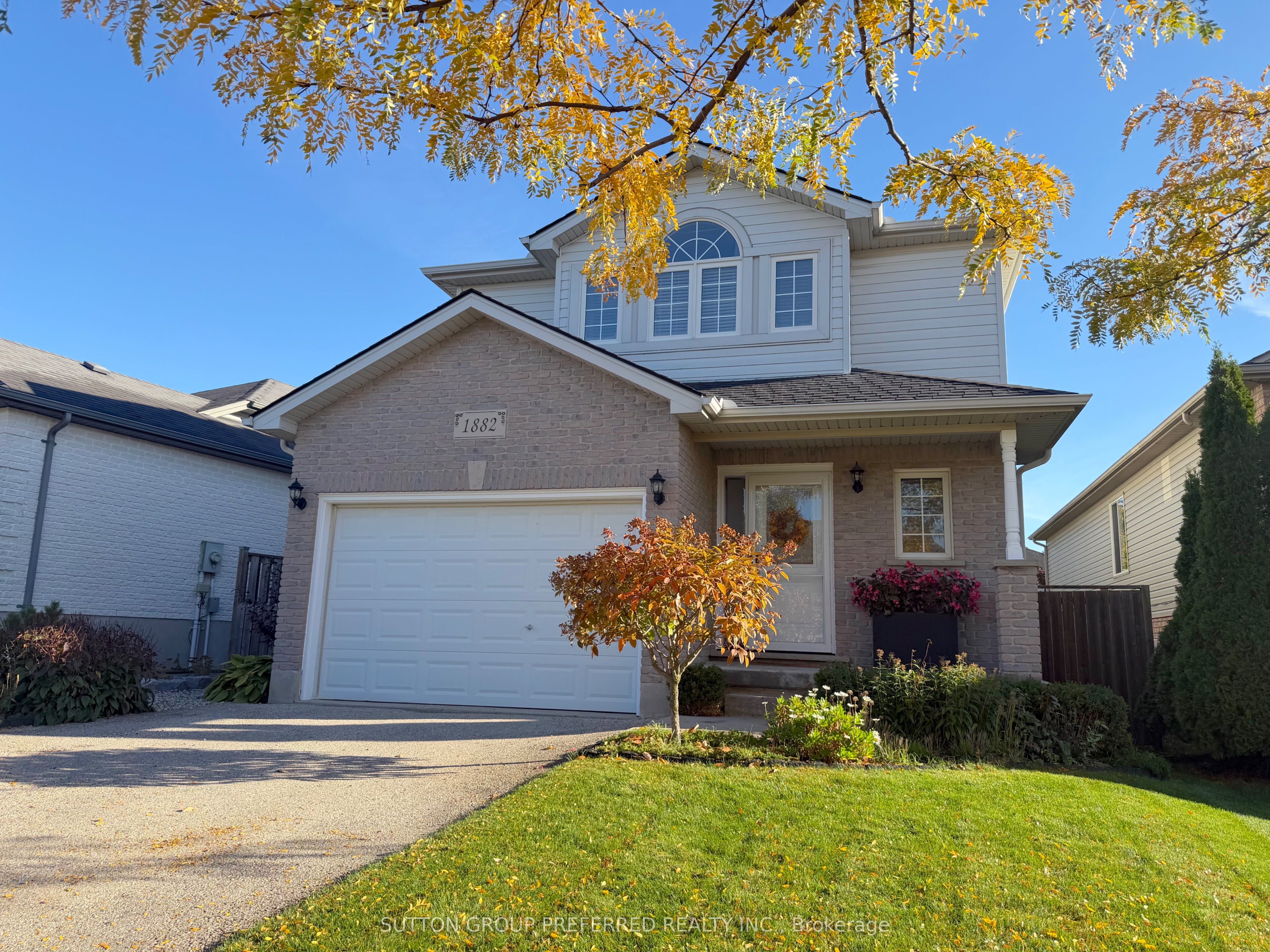 1882 Father Dalton Avenue Property Photo 1