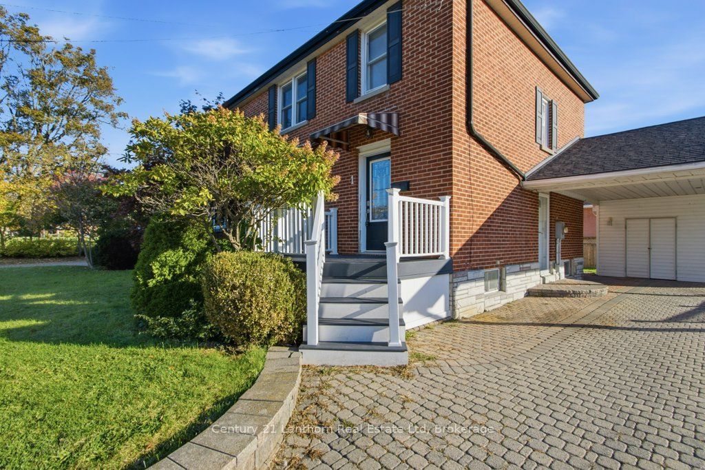 1 Clarke Boulevard Property Photo 6