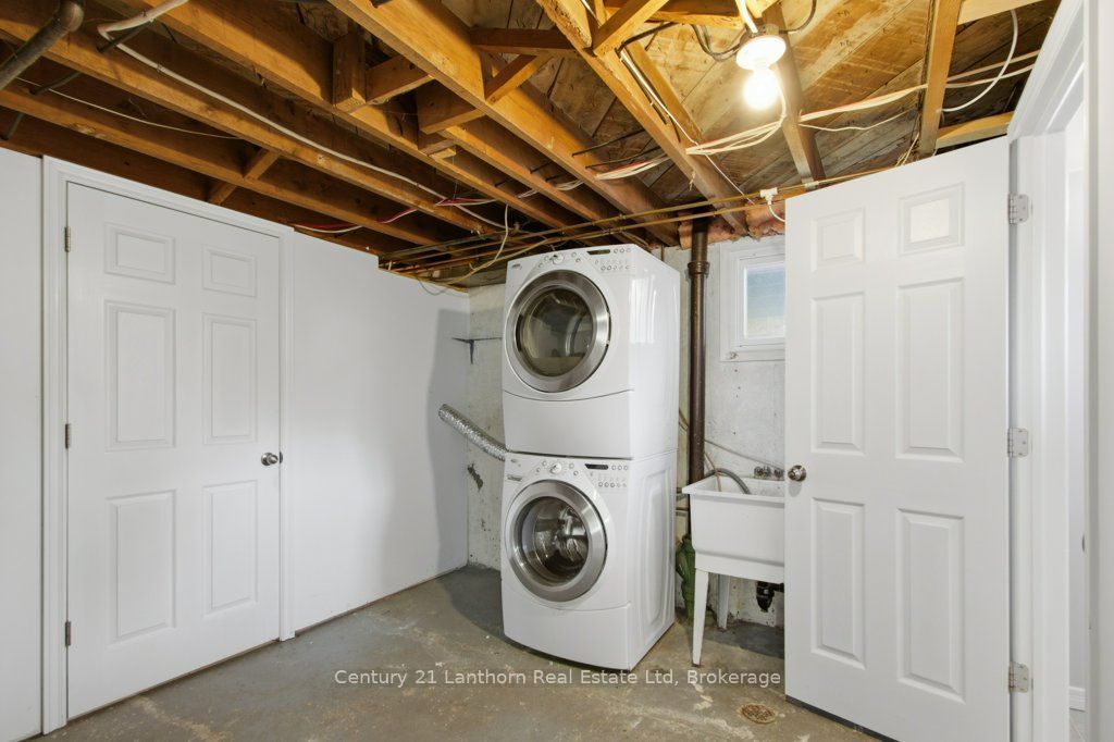 1 Clarke Boulevard Property Photo 28