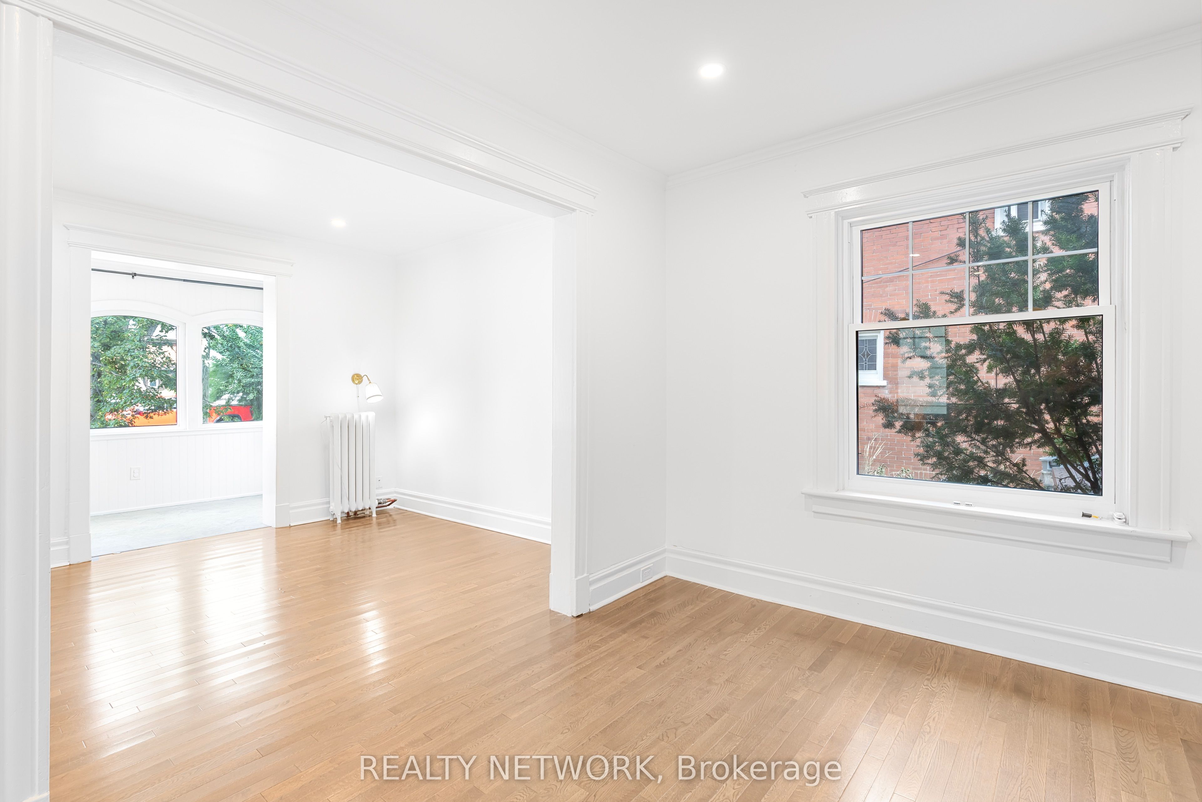 17 Gerrard Street Property Photo 5