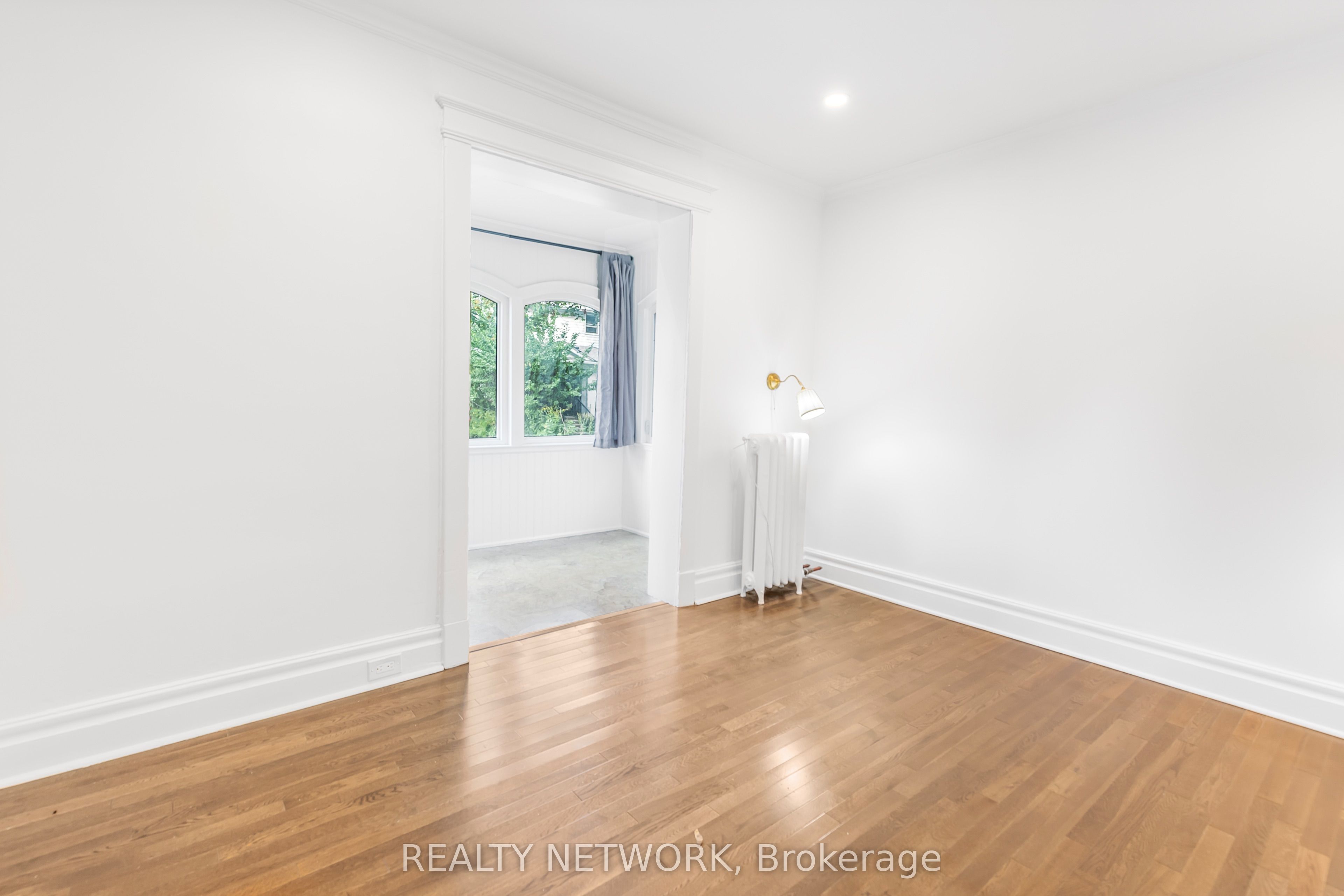 17 Gerrard Street Property Photo 8