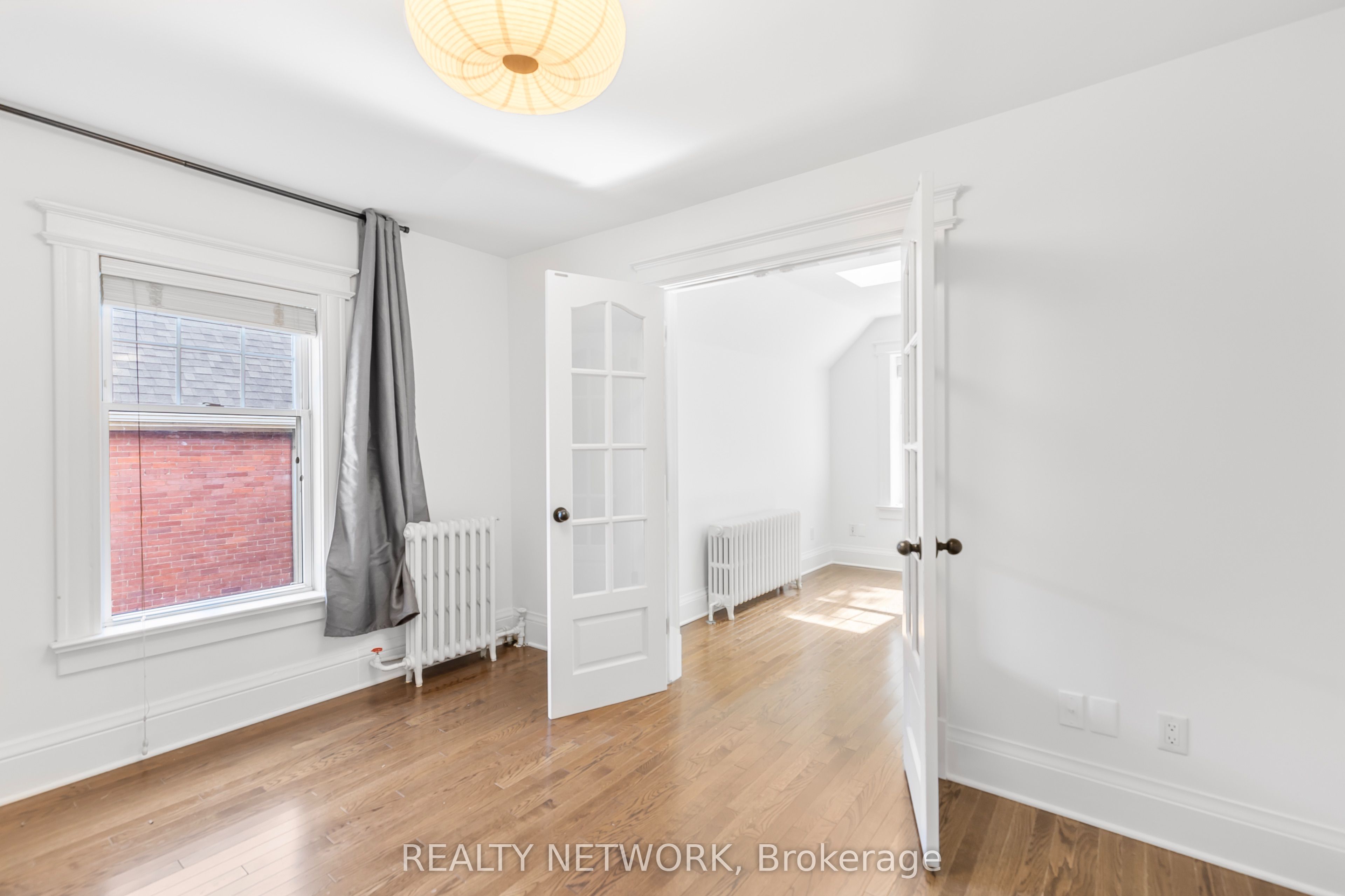 17 Gerrard Street Property Photo 19