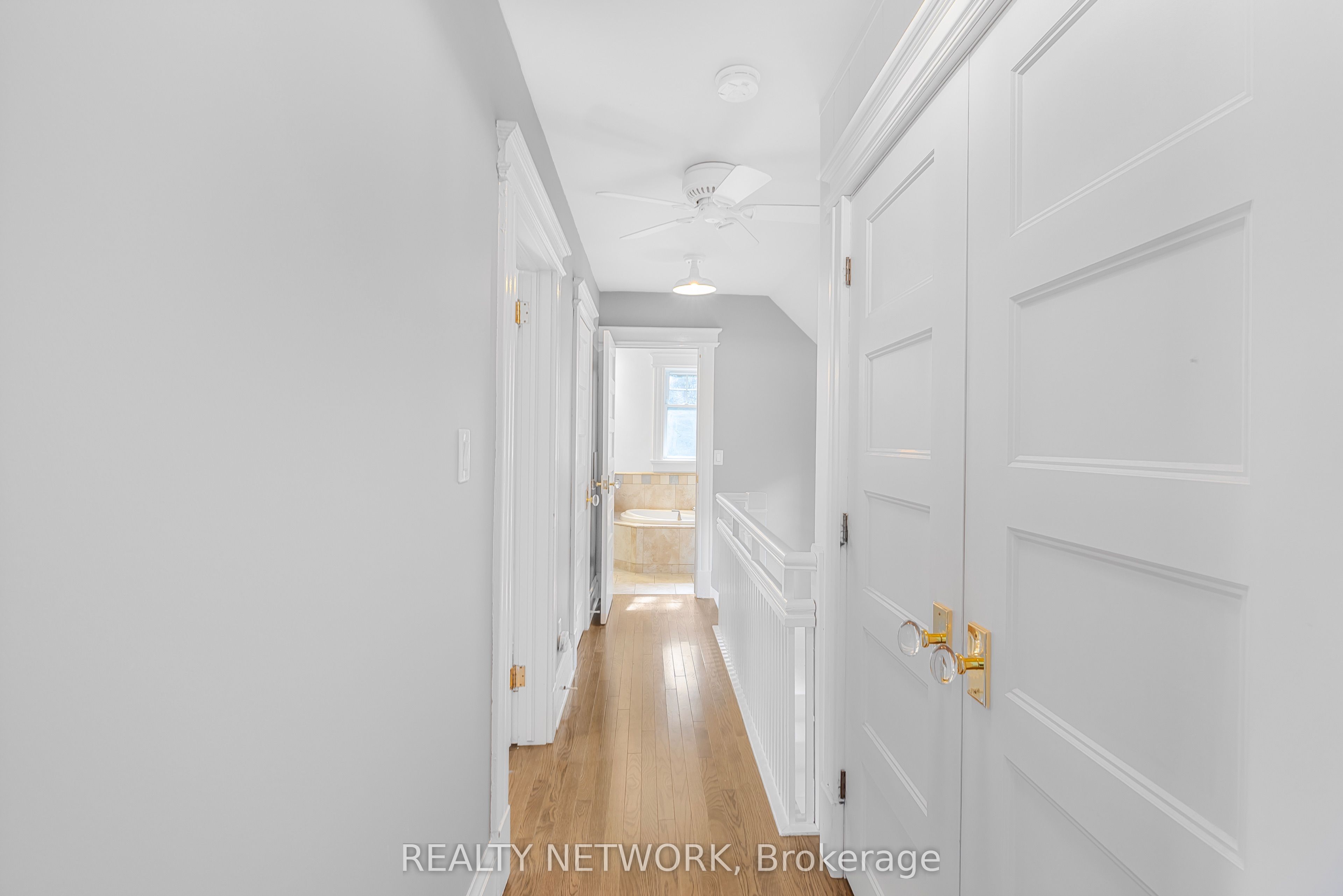 17 Gerrard Street Property Photo 22