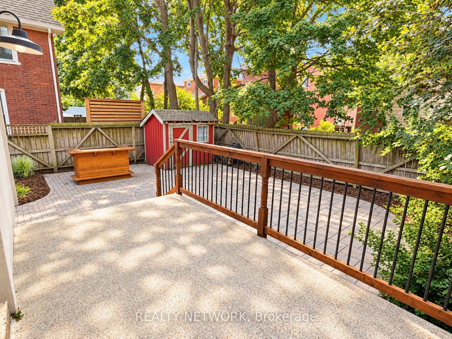 17 Gerrard Street Property Photo 28