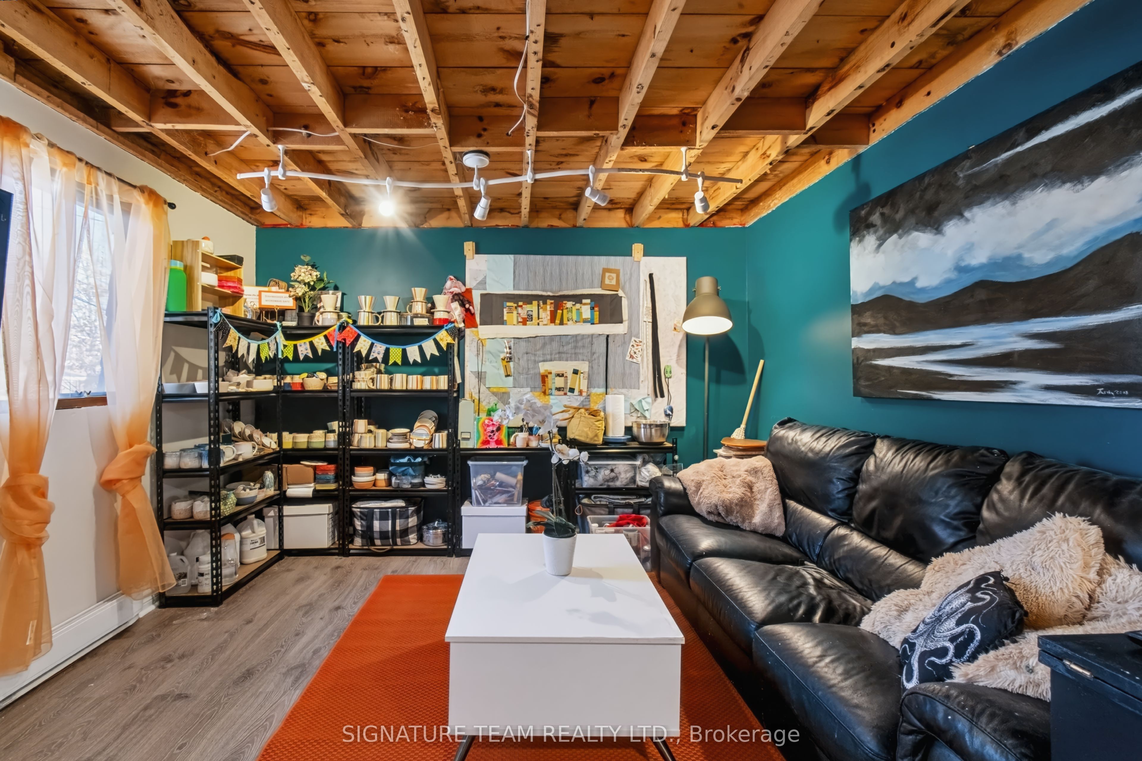376 Centre Street Property Photo 13