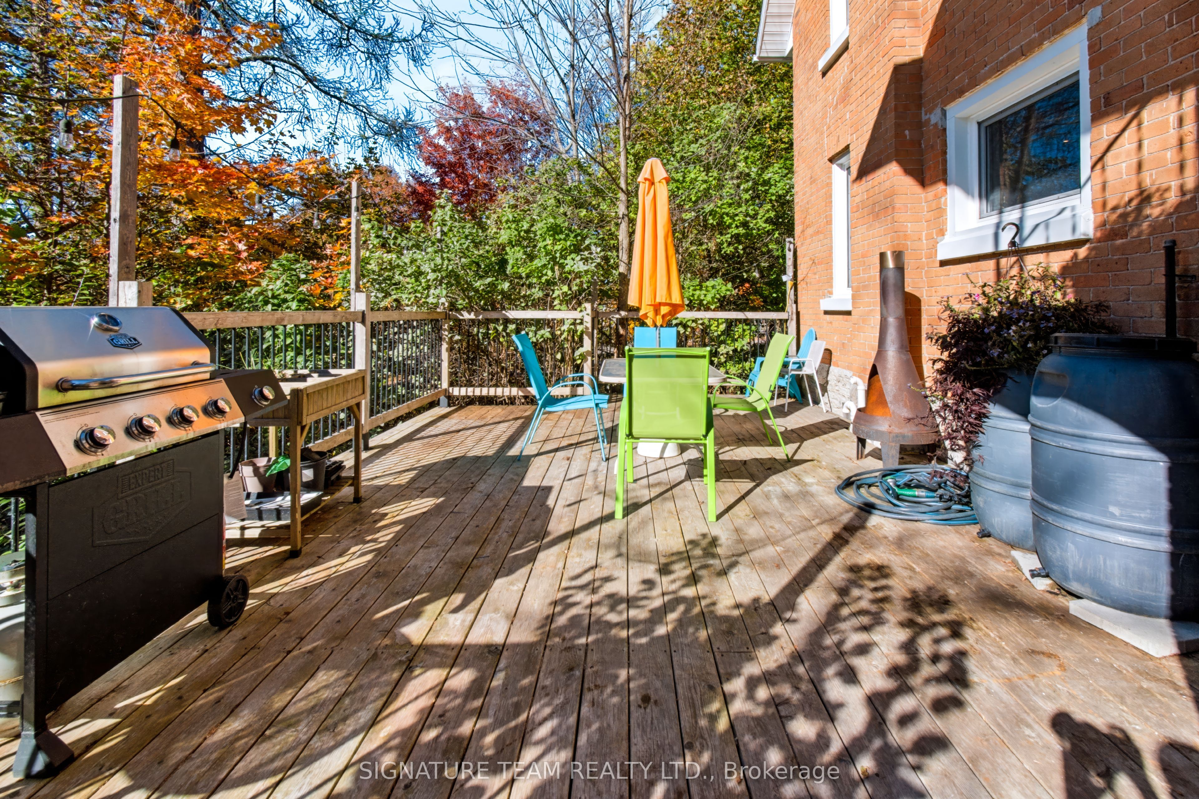 376 Centre Street Property Photo 20