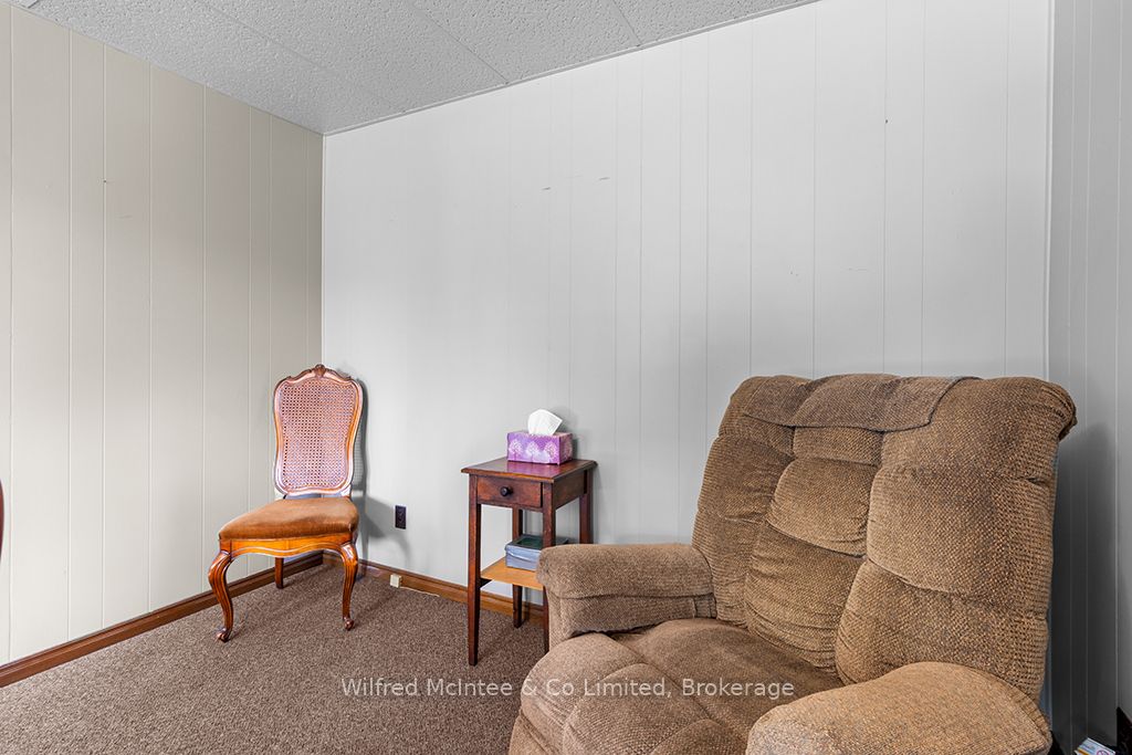 242287 16 Concession Property Photo 9