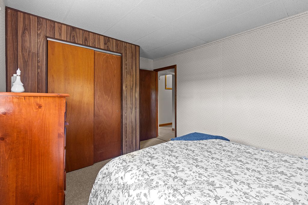 242287 16 Concession Property Photo 15
