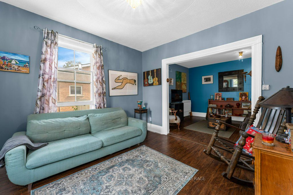 163 Green Street Property Photo 9