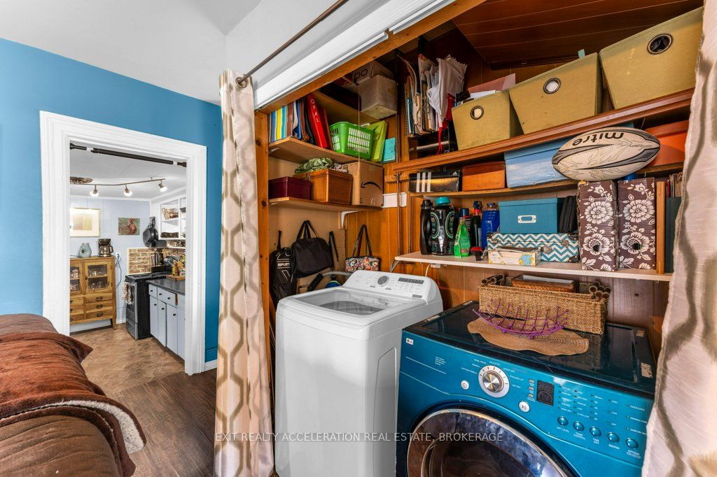 163 Green Street Property Photo 13
