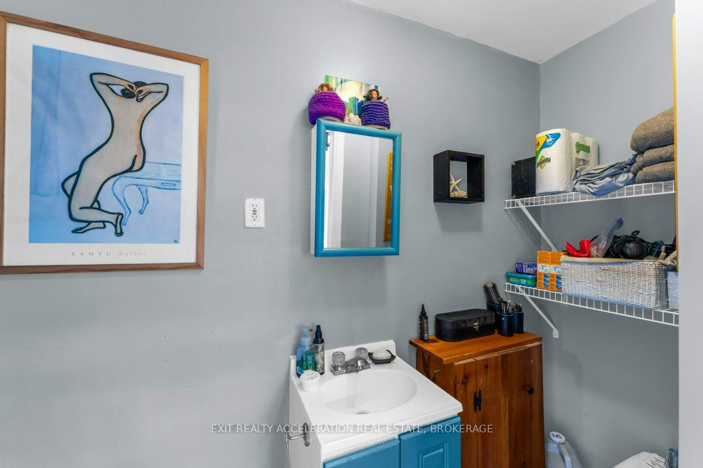 163 Green Street Property Photo 16