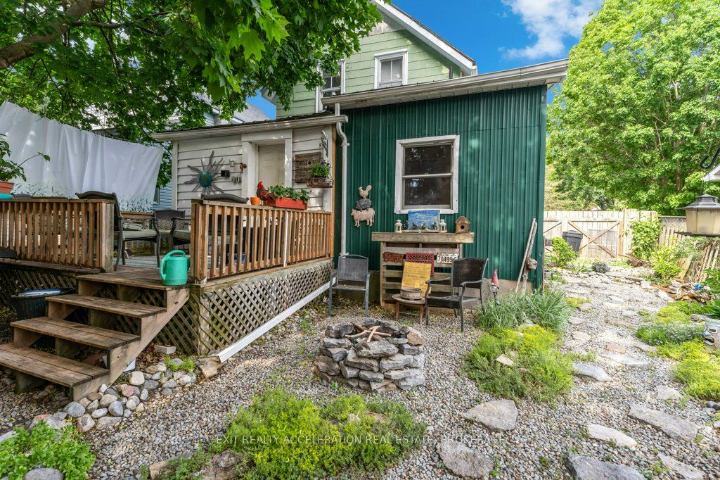 163 Green Street Property Photo 36