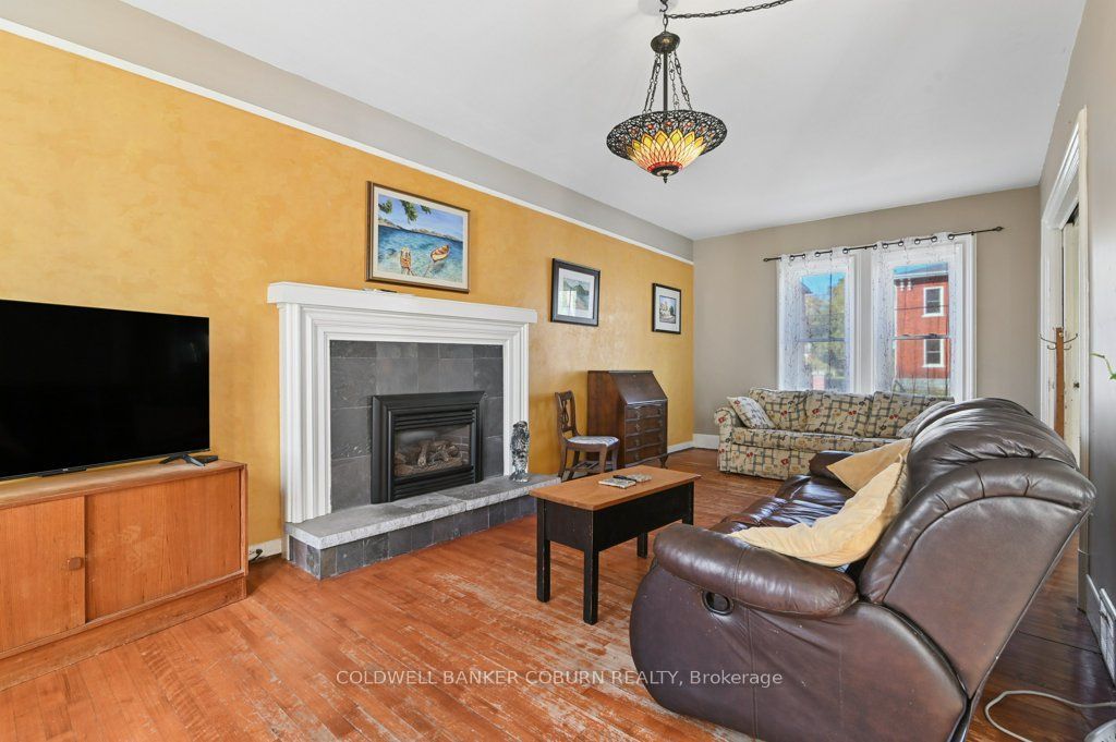 49 Lakeshore Drive Property Photo 9