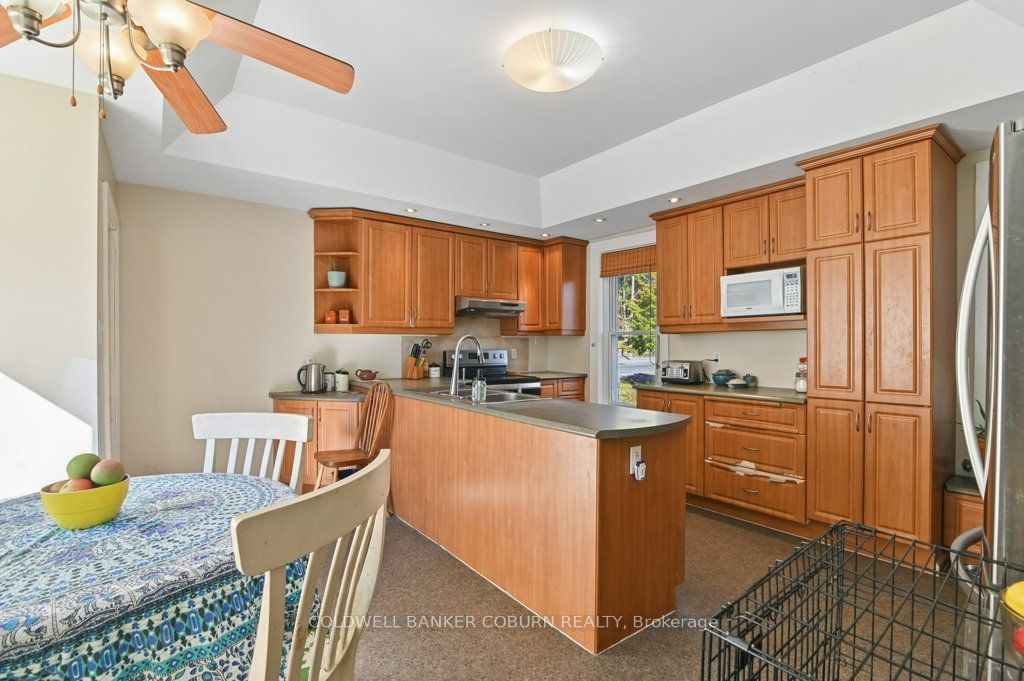 49 Lakeshore Drive Property Photo 12