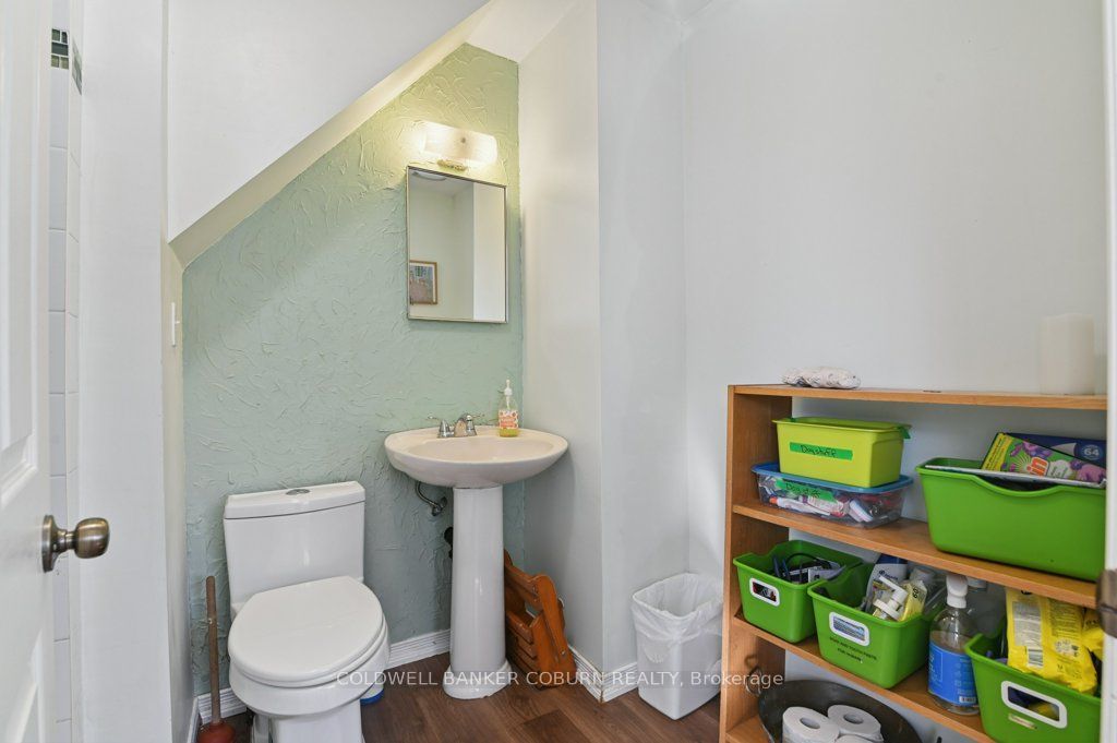 49 Lakeshore Drive Property Photo 20