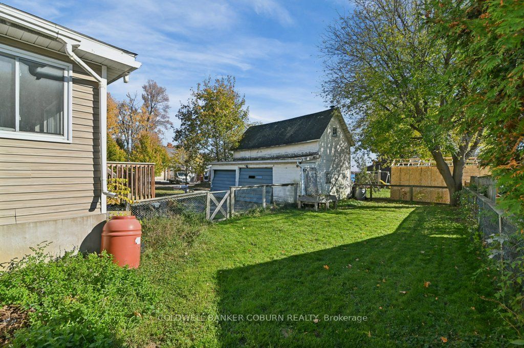 49 Lakeshore Drive Property Photo 33