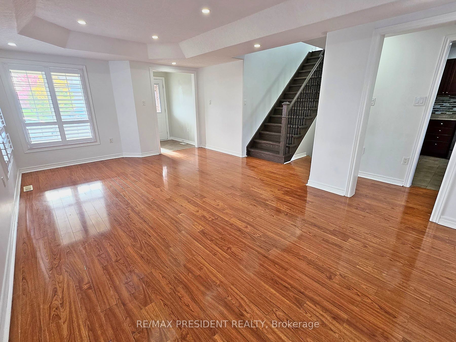 45 Lucas Crescent Property Photo 6