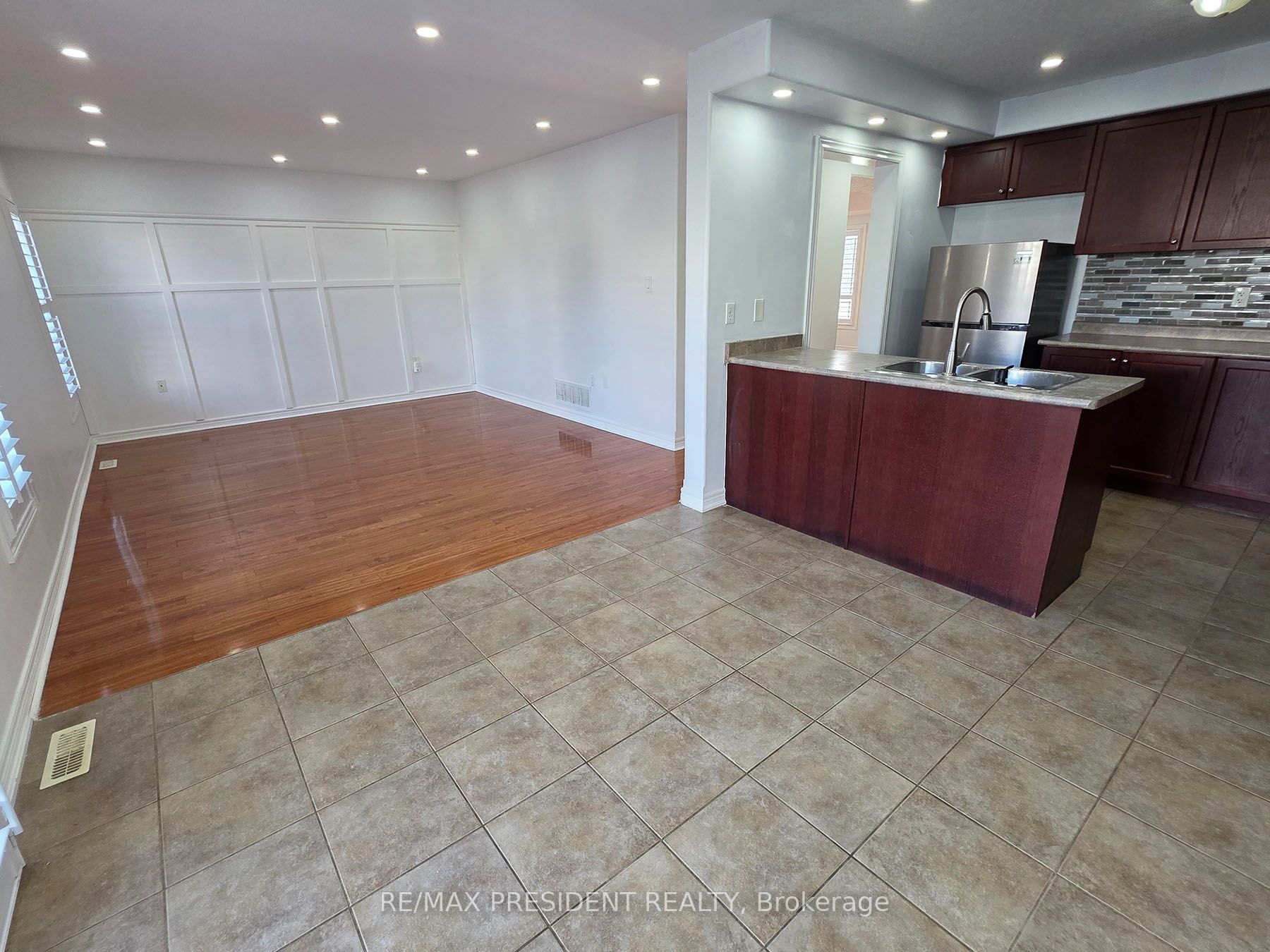 45 Lucas Crescent Property Photo 10