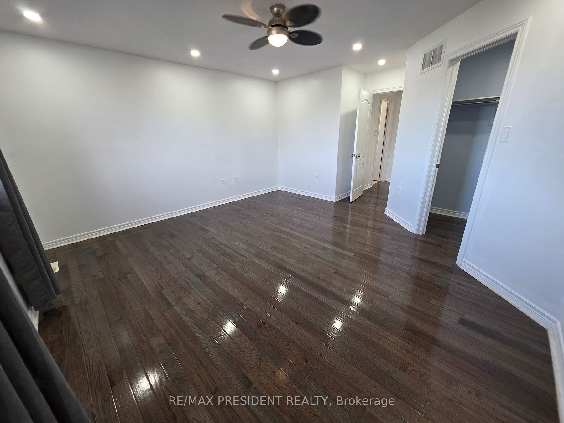 45 Lucas Crescent Property Photo 23