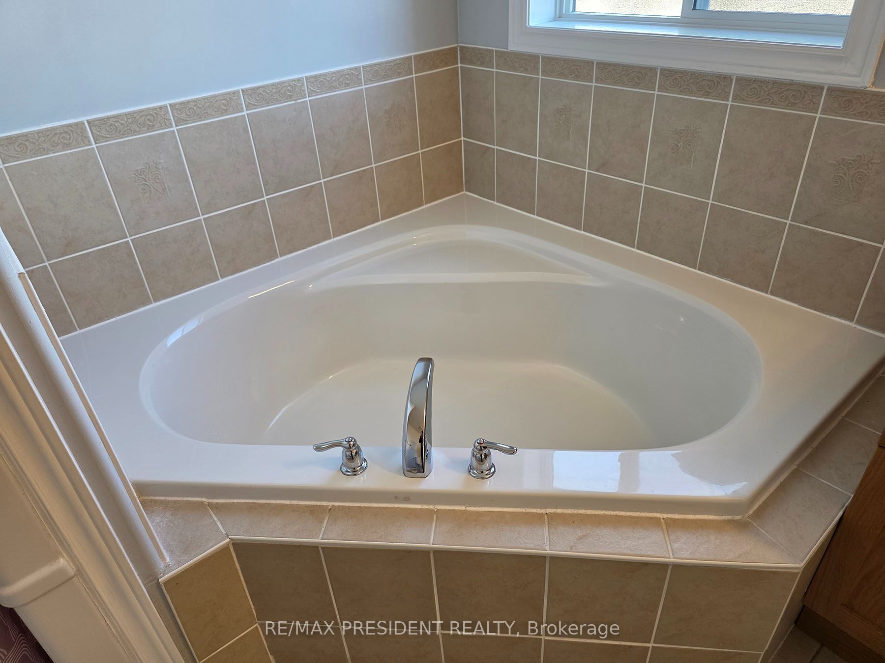 45 Lucas Crescent Property Photo 26