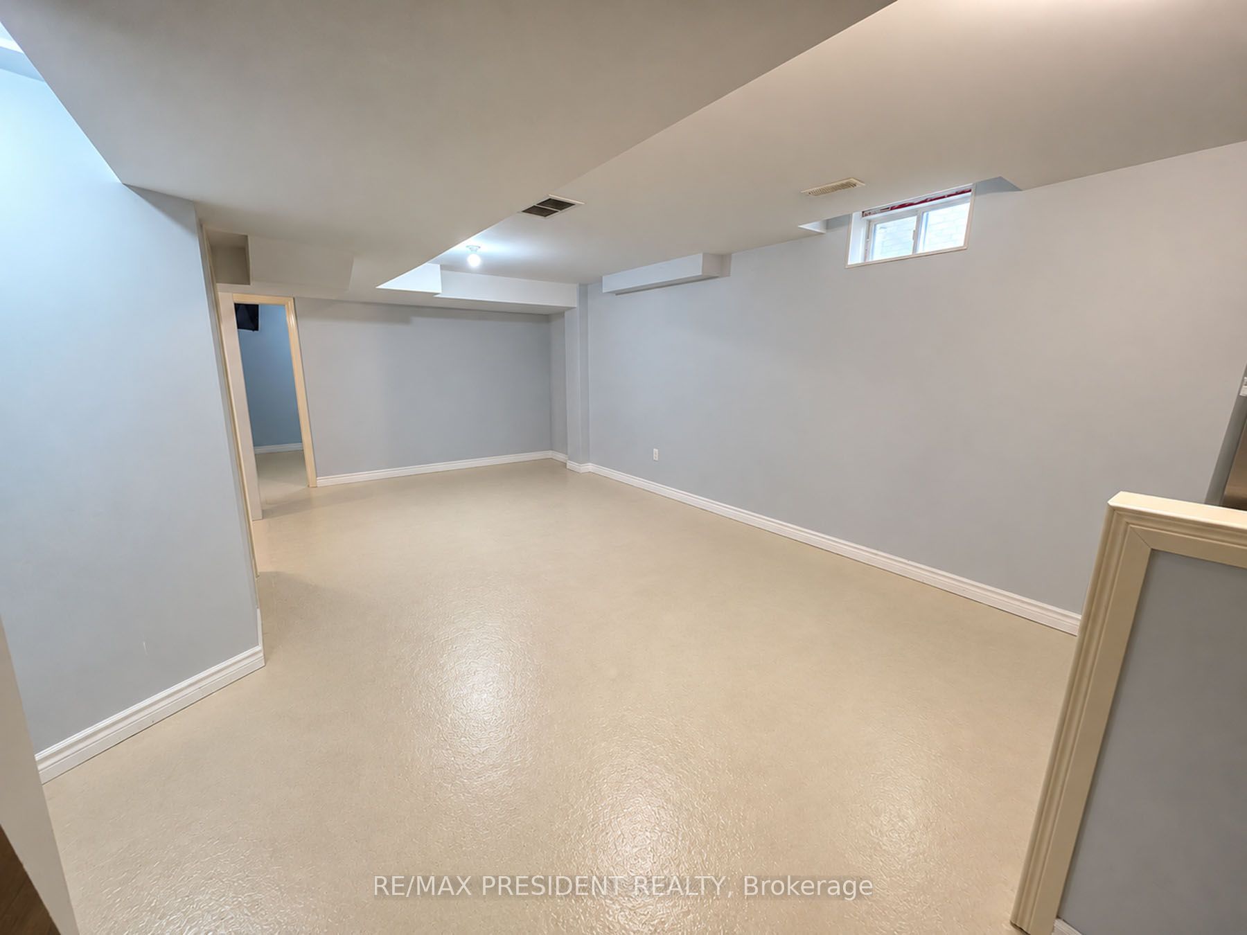 45 Lucas Crescent Property Photo 37