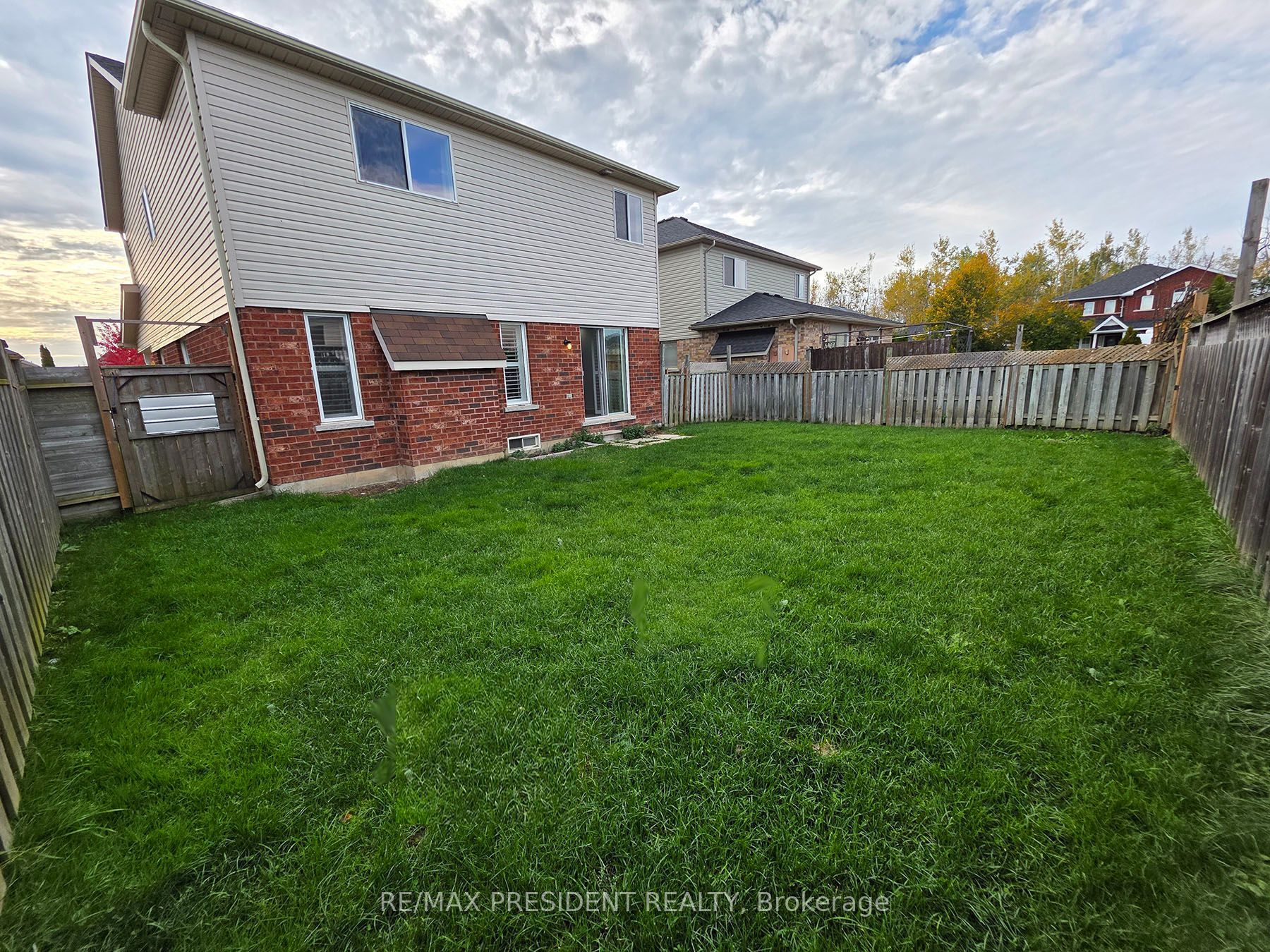 45 Lucas Crescent Property Photo 42
