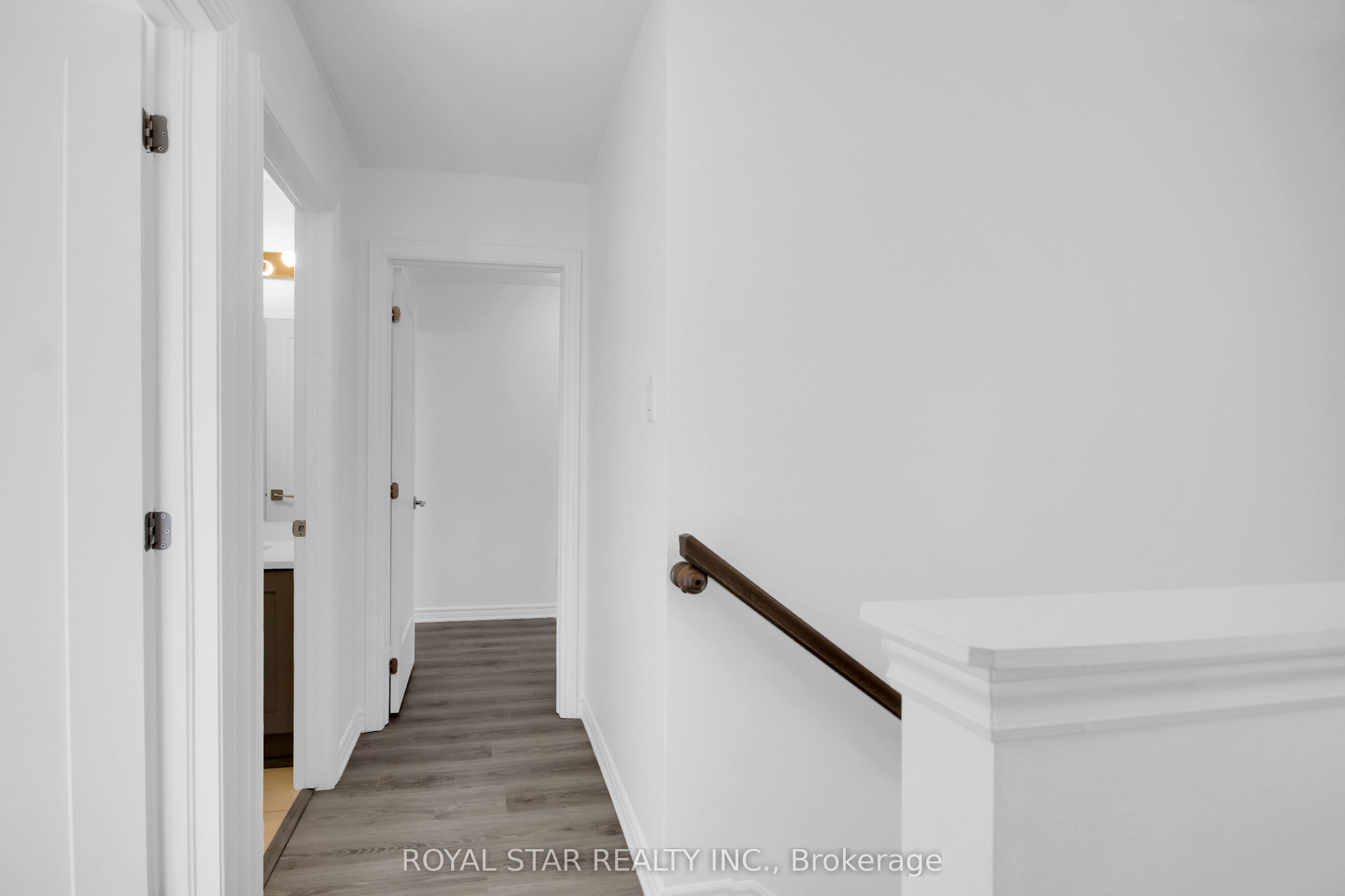 318 Ilmenite Private Property Photo 27