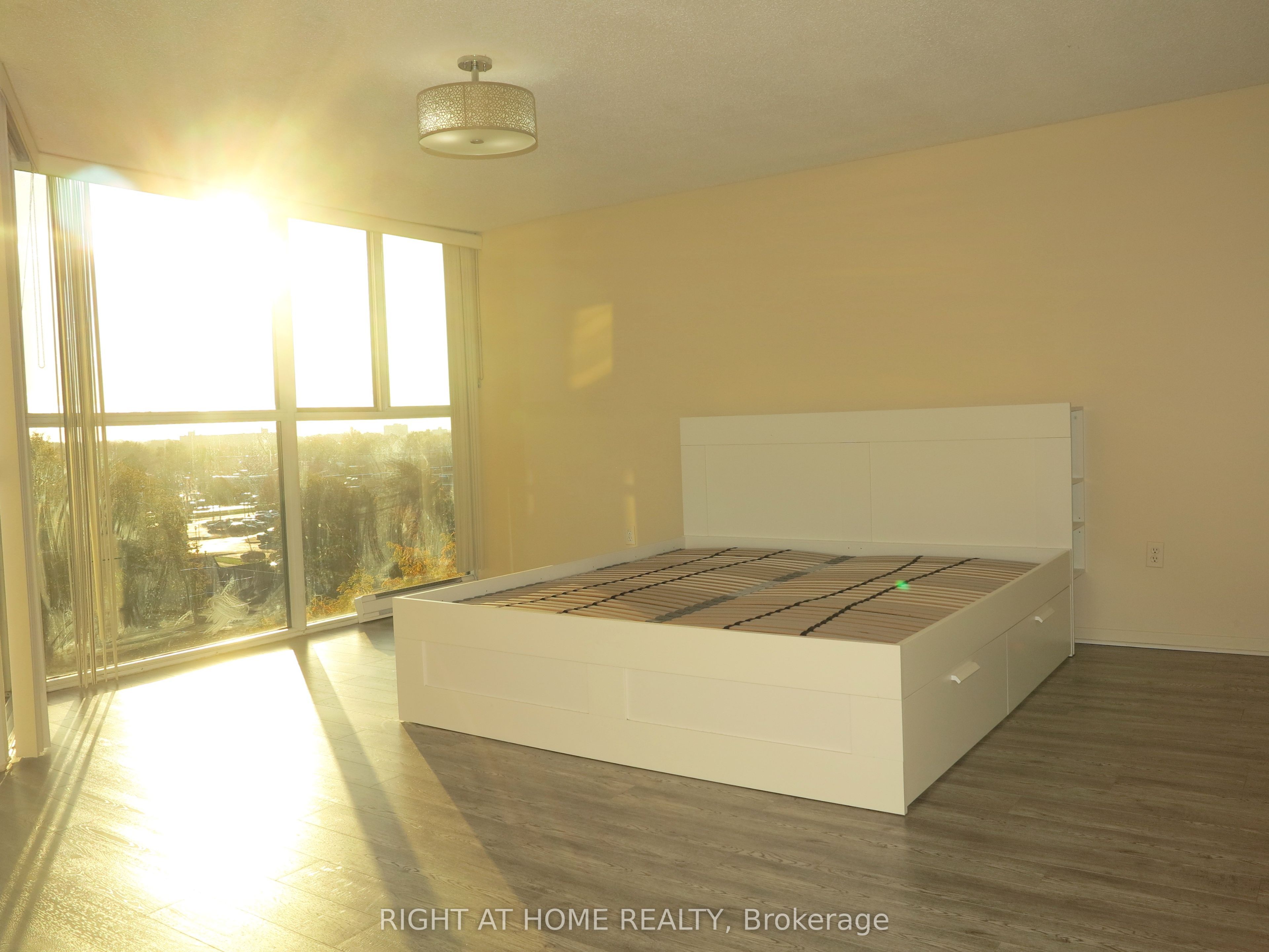 127 Belmont Drive 610 Property Photo 8