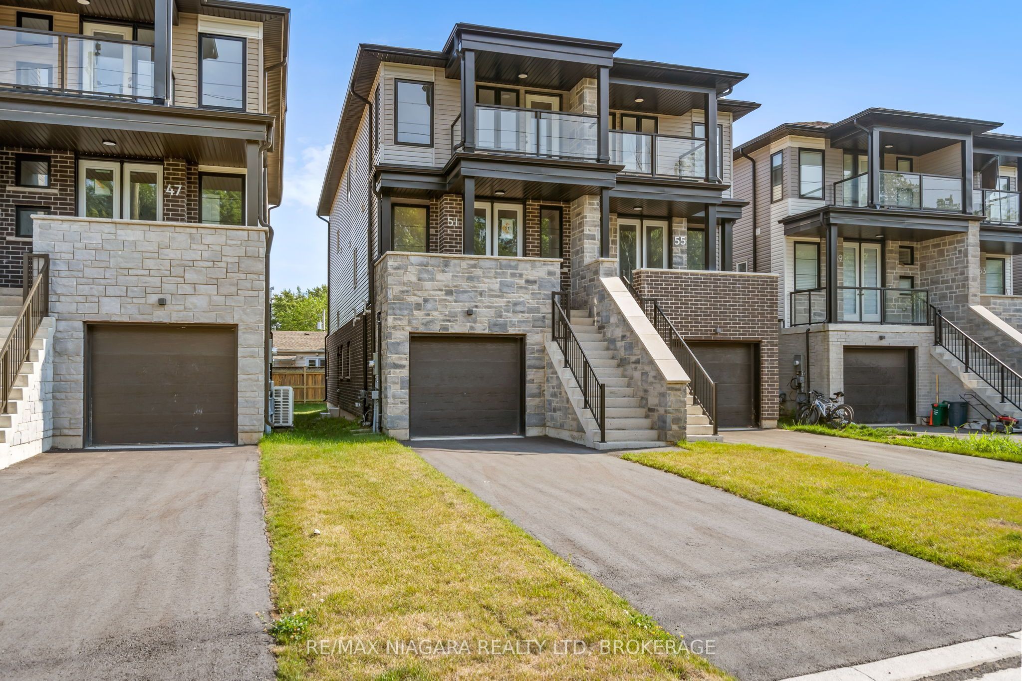 51 Superior Street Property Photo 1