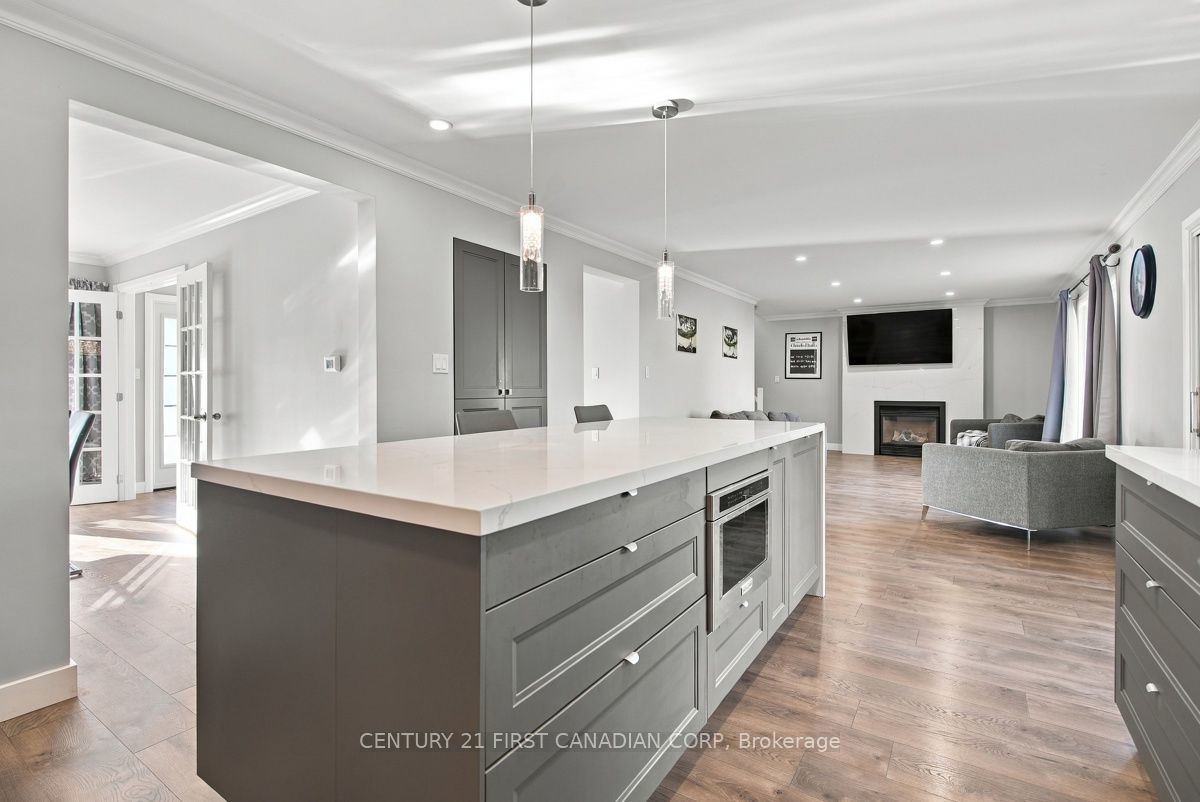 334 Plane Tree Drive Property Photo 12