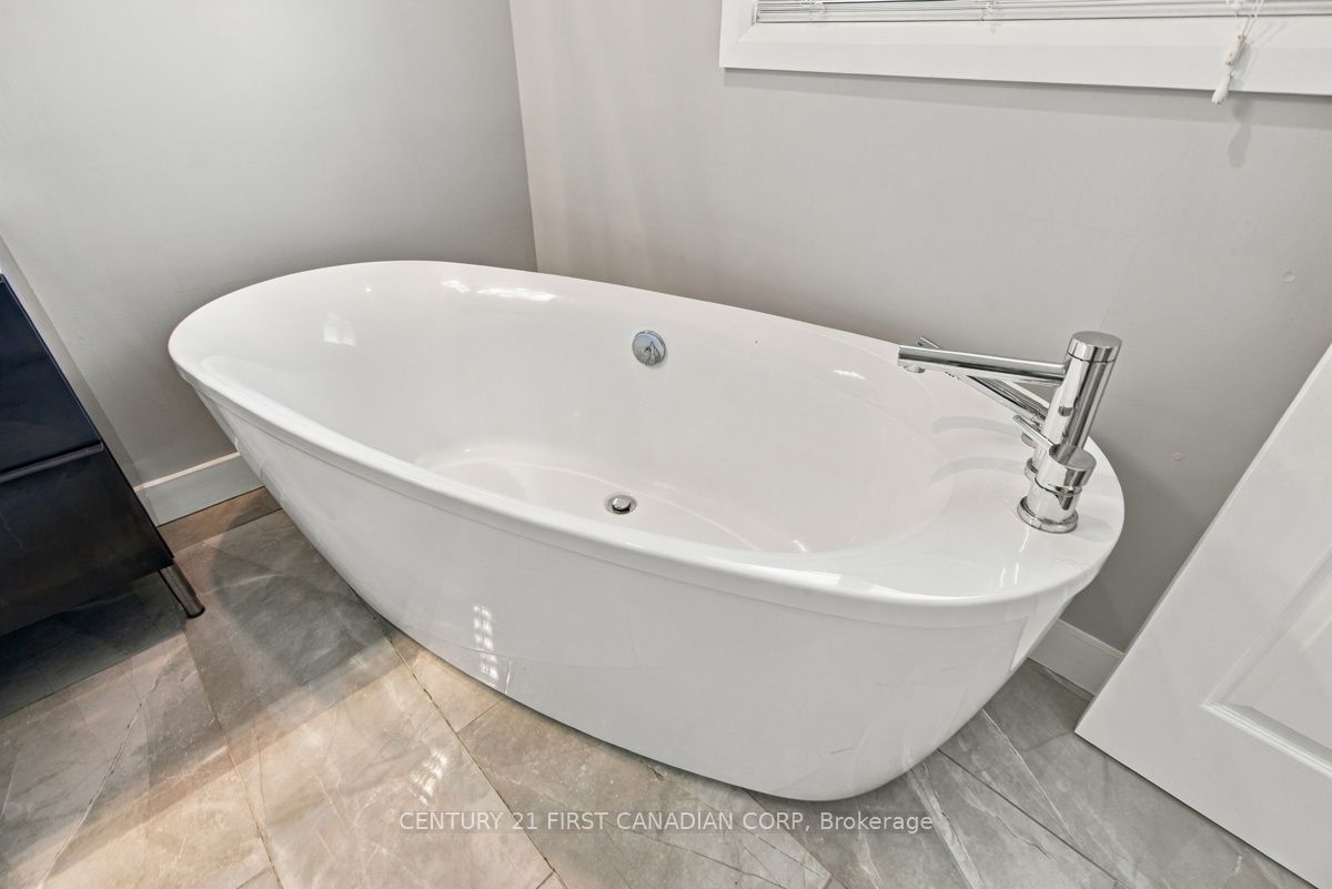 334 Plane Tree Drive Property Photo 25