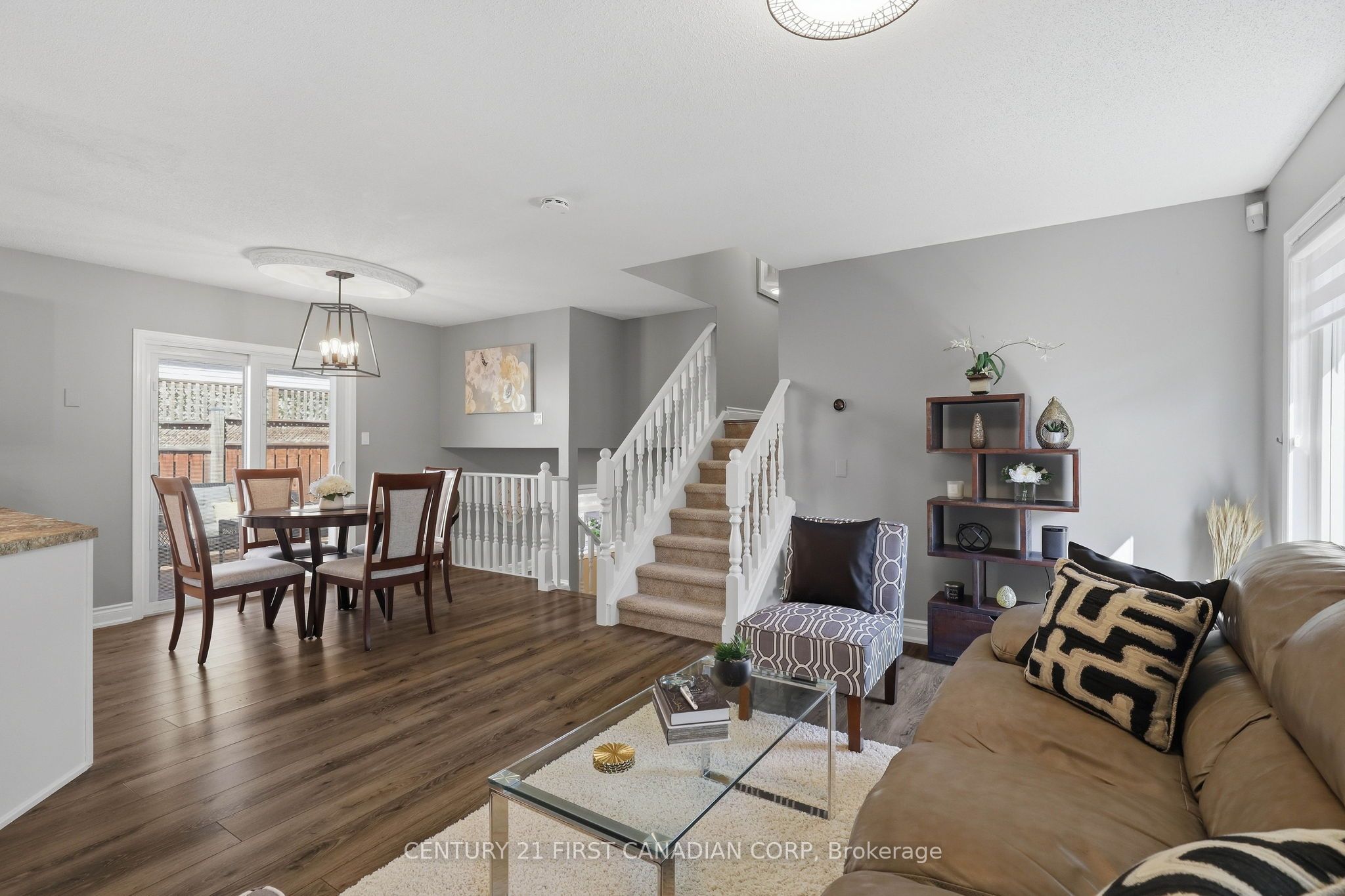 546 Talltree Crescent Property Photo 23
