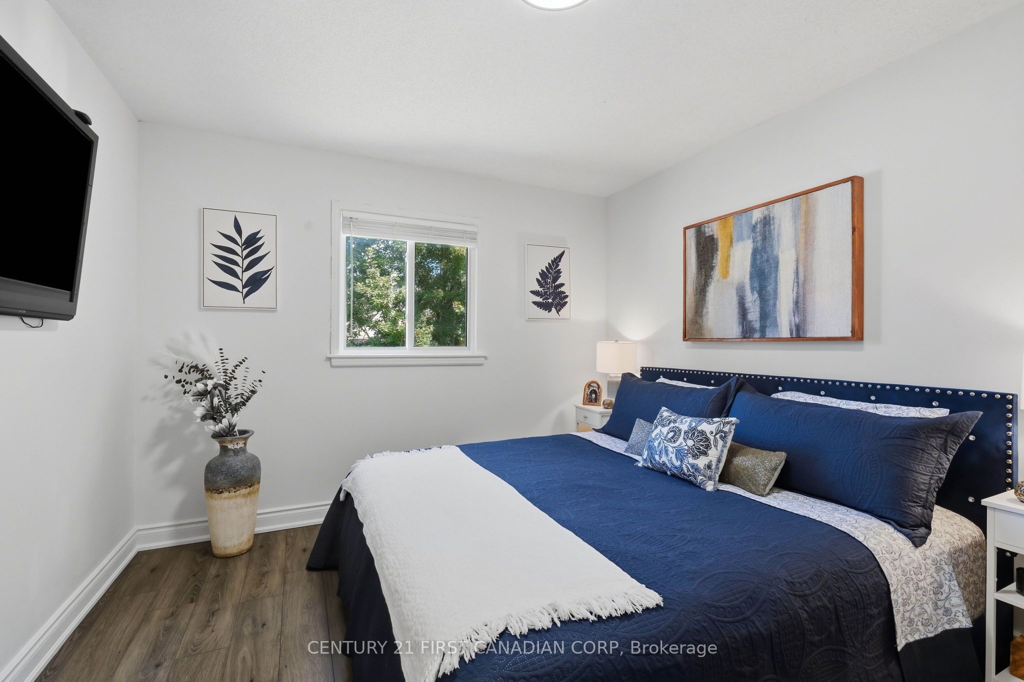 546 Talltree Crescent Property Photo 27