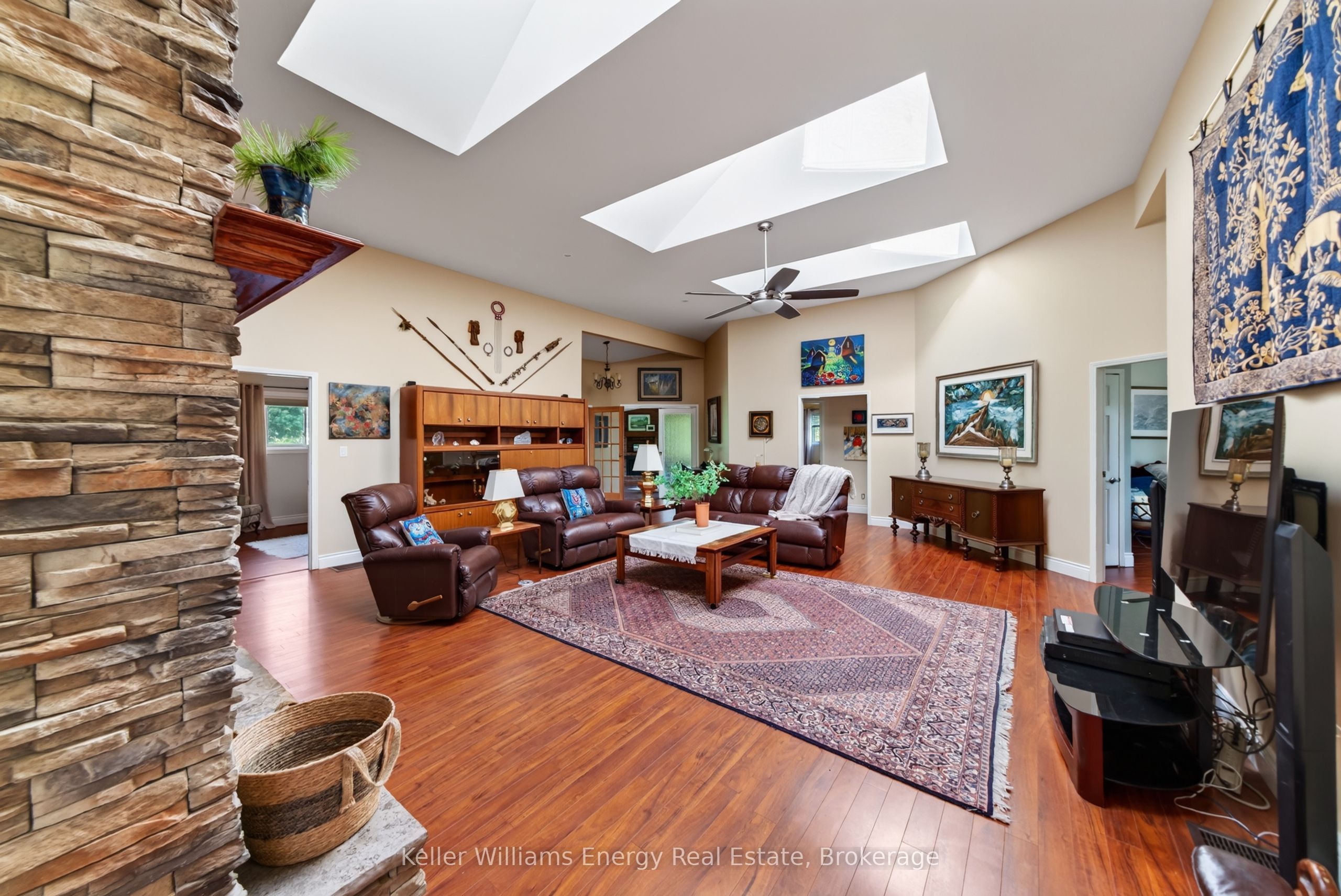 89 Smith's Bay Avenue Property Photo 10