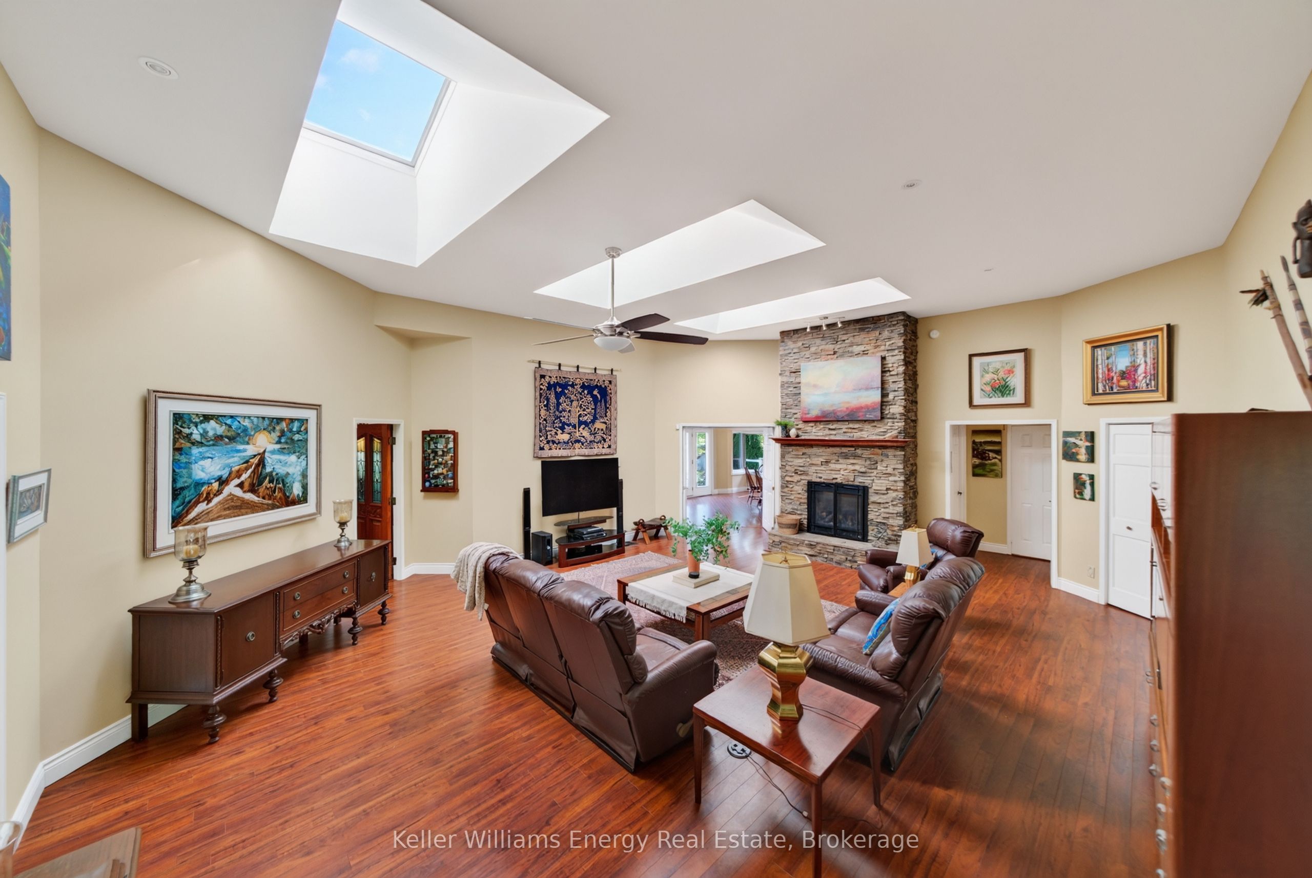 89 Smith's Bay Avenue Property Photo 12