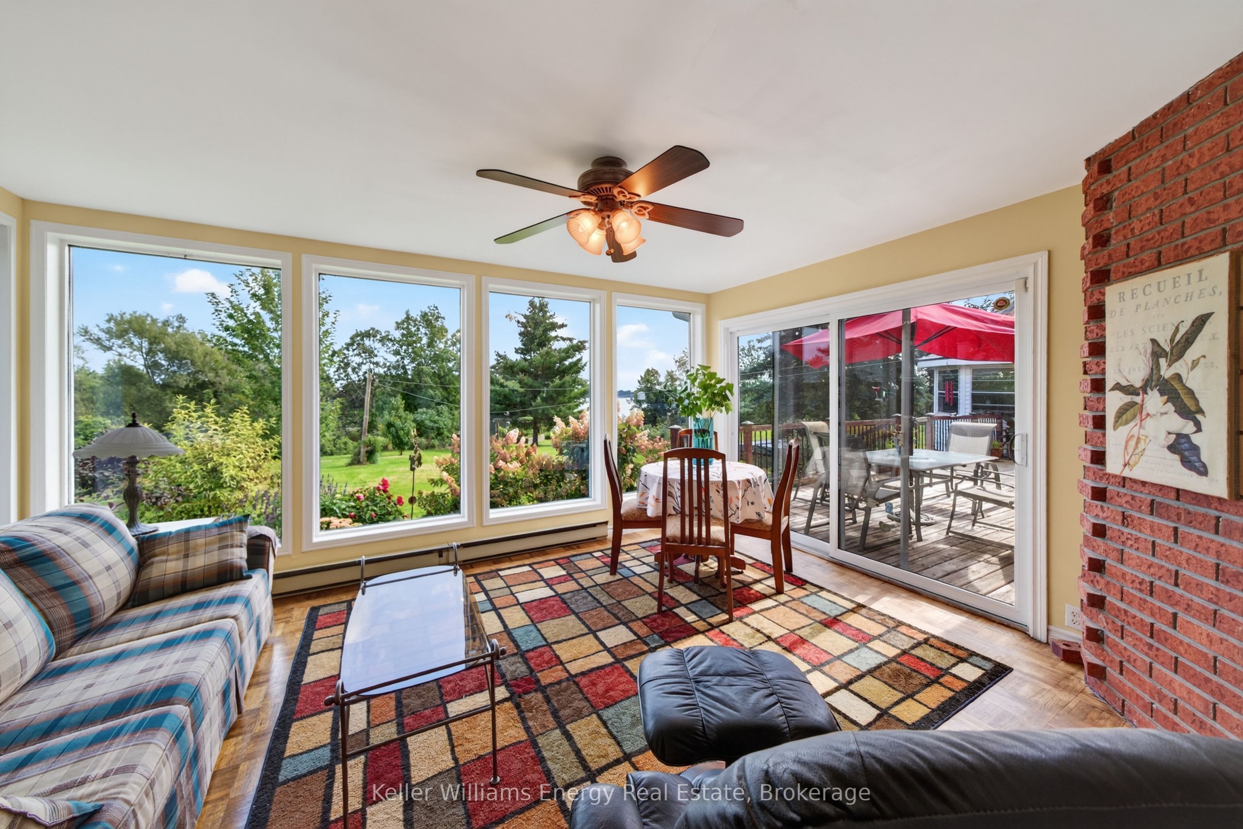 89 Smith's Bay Avenue Property Photo 15