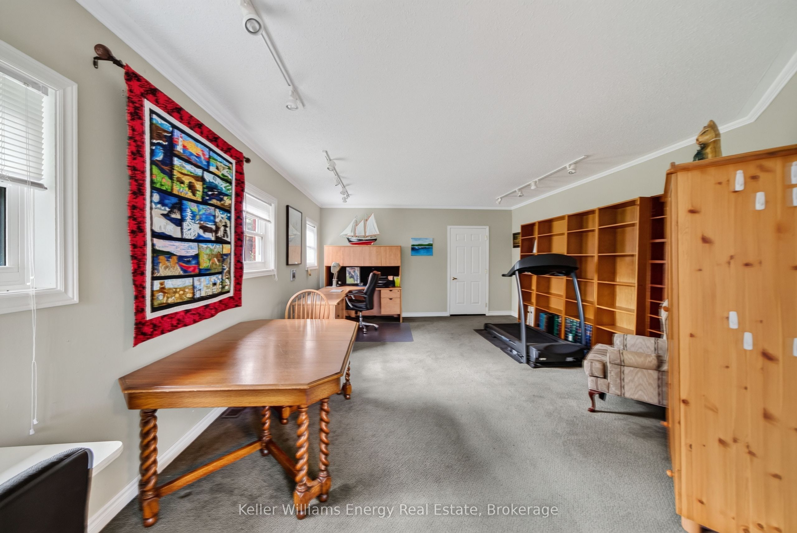 89 Smith's Bay Avenue Property Photo 20