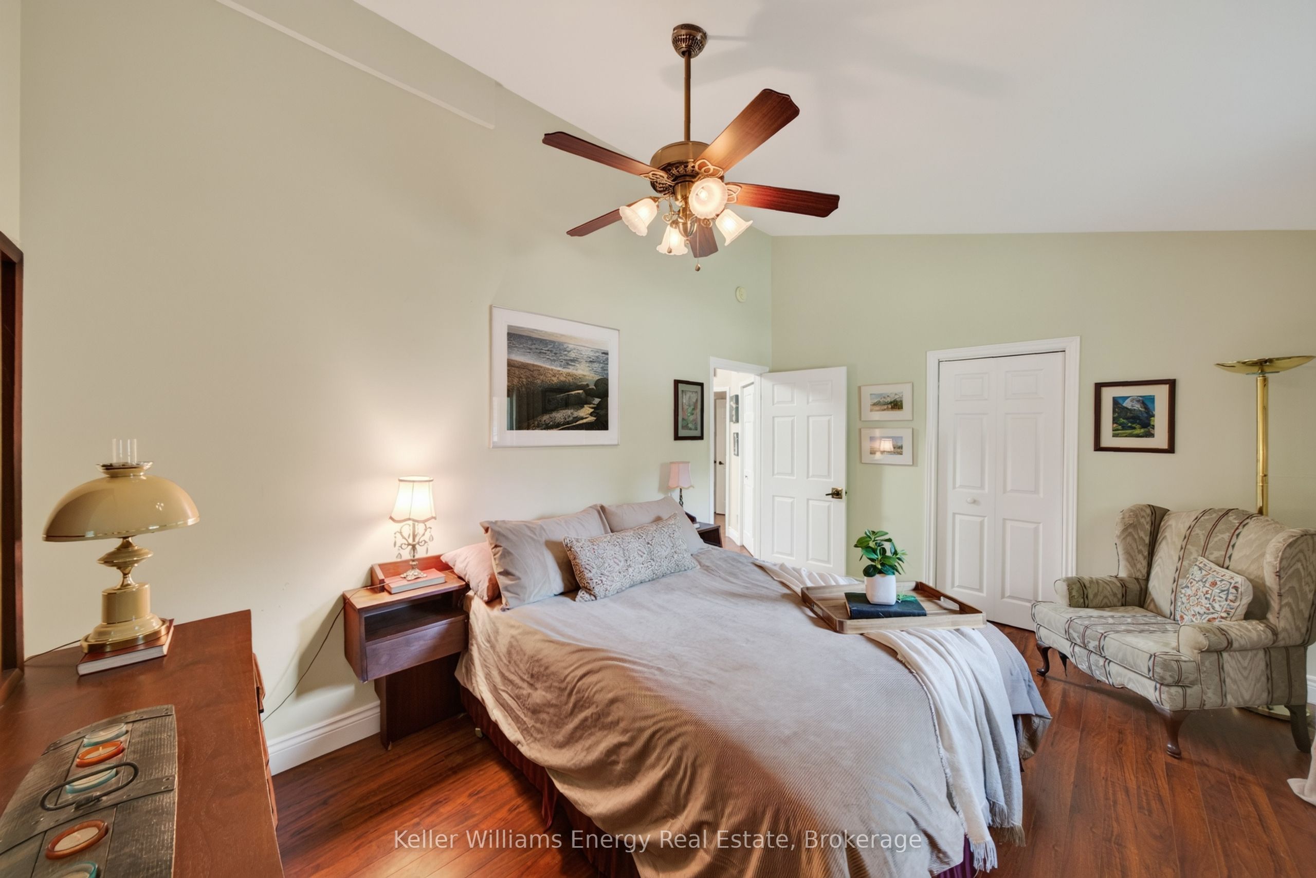 89 Smith's Bay Avenue Property Photo 24