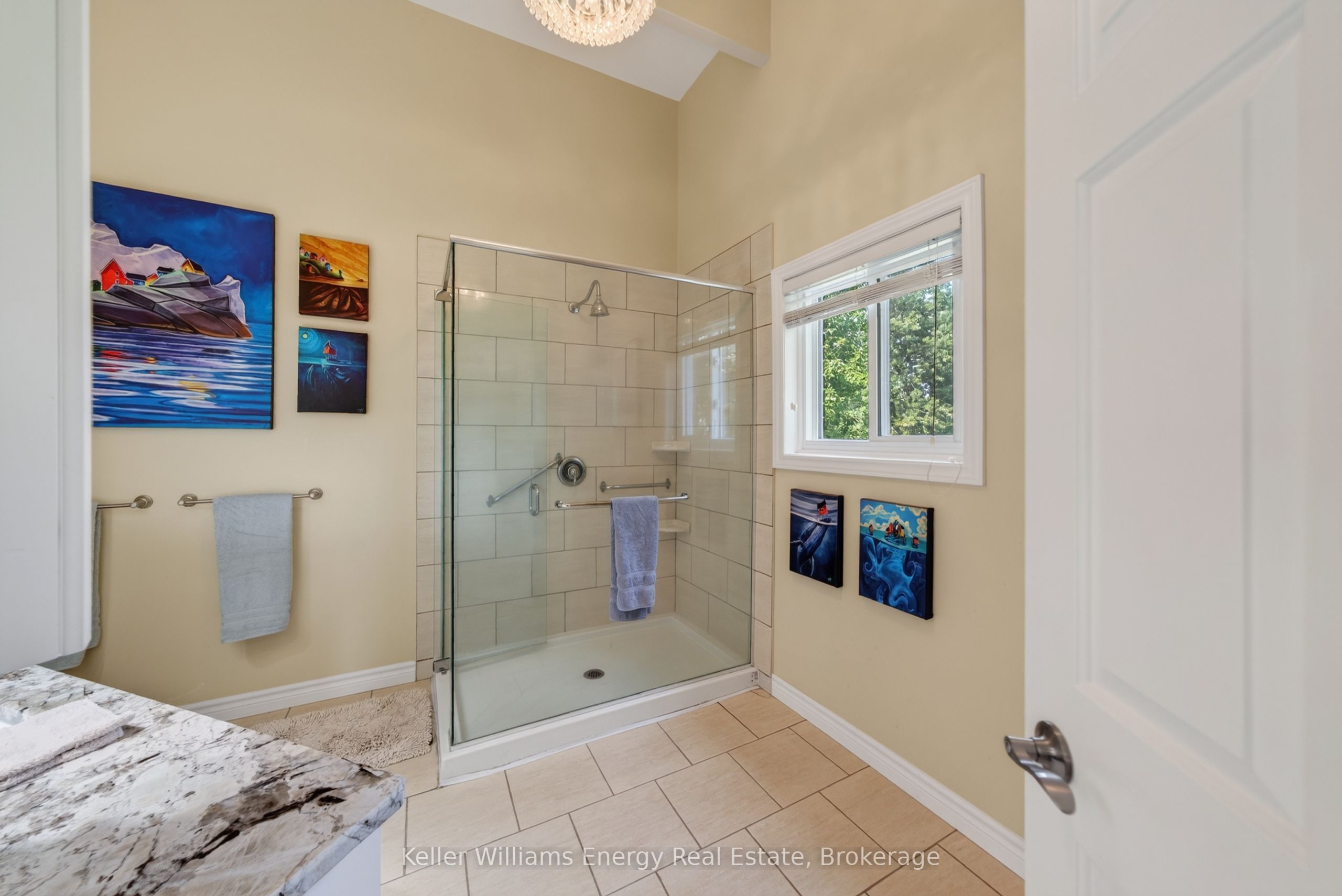 89 Smith's Bay Avenue Property Photo 28