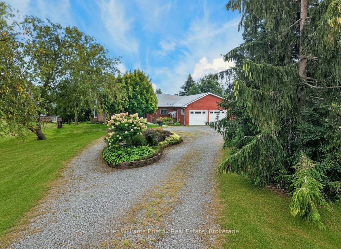 89 Smith's Bay Avenue Property Photo 32