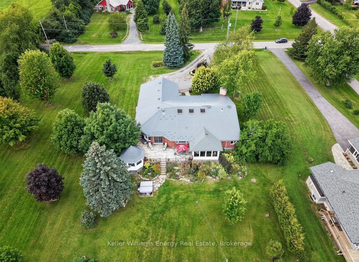 89 Smith's Bay Avenue Property Photo 33