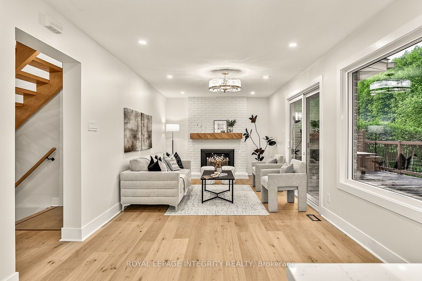 731 Ludgate Court Property Photo 16
